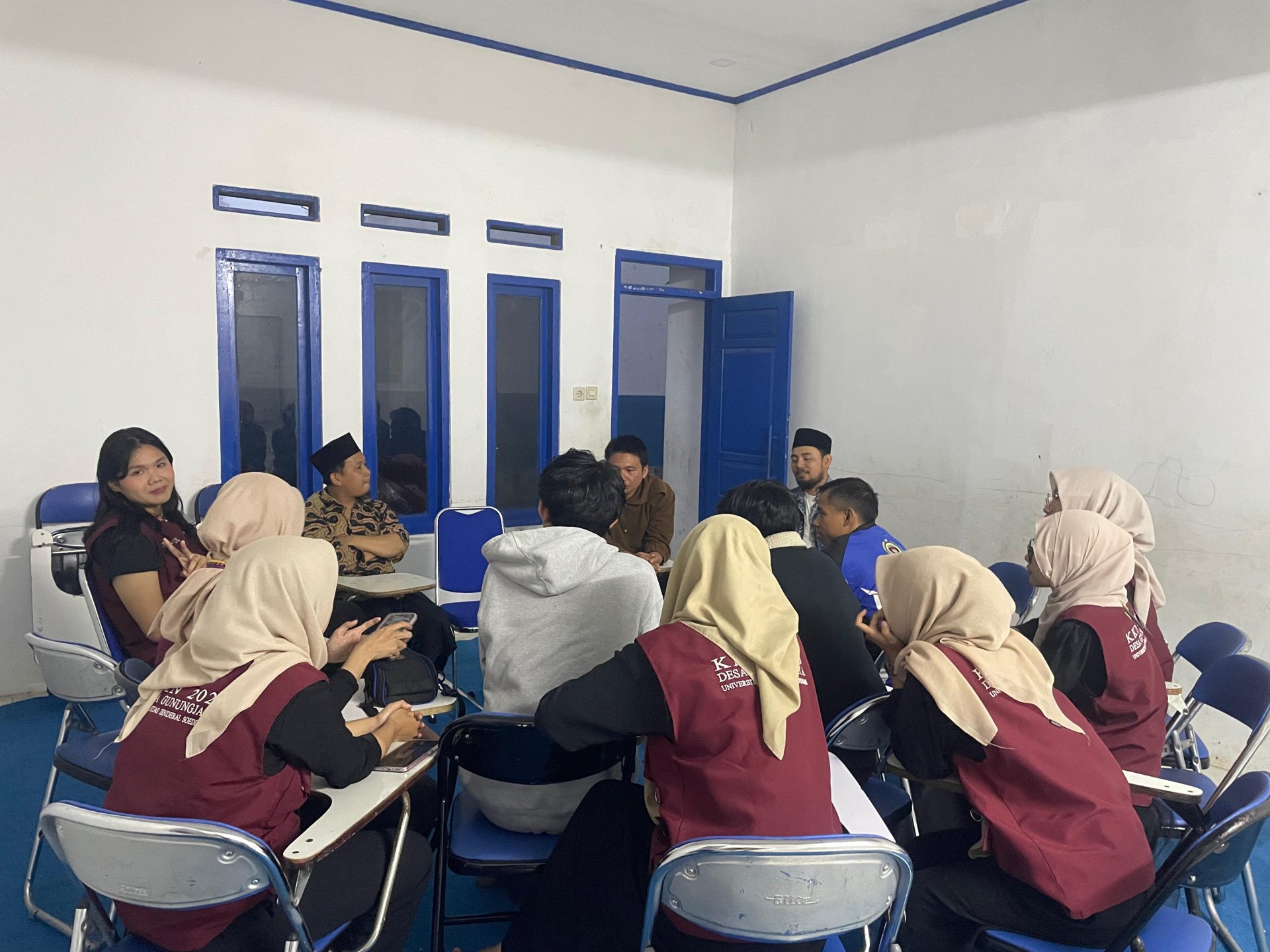 Kegiatan rutin minggu wage di dusun lungkrah dan diskusi dengan kepala Dusun 5