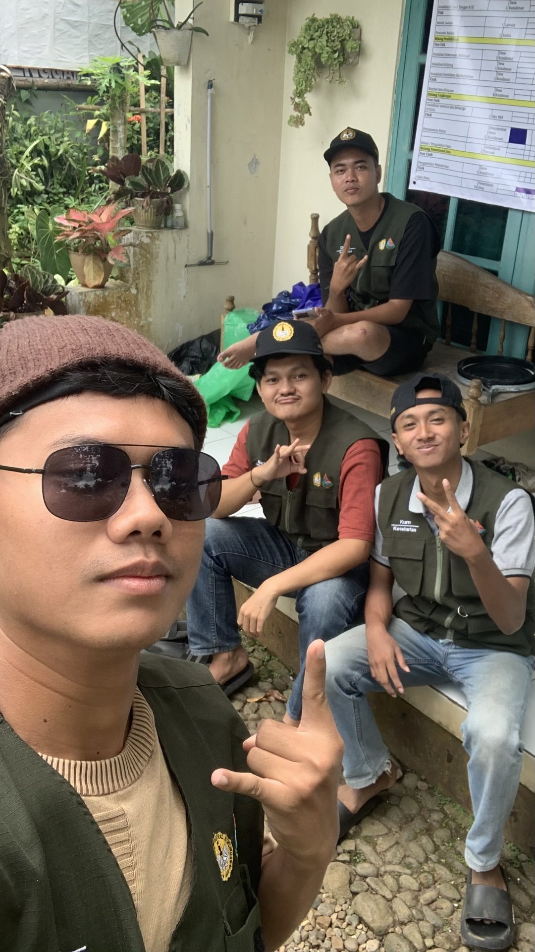 penanaman bibit pohon