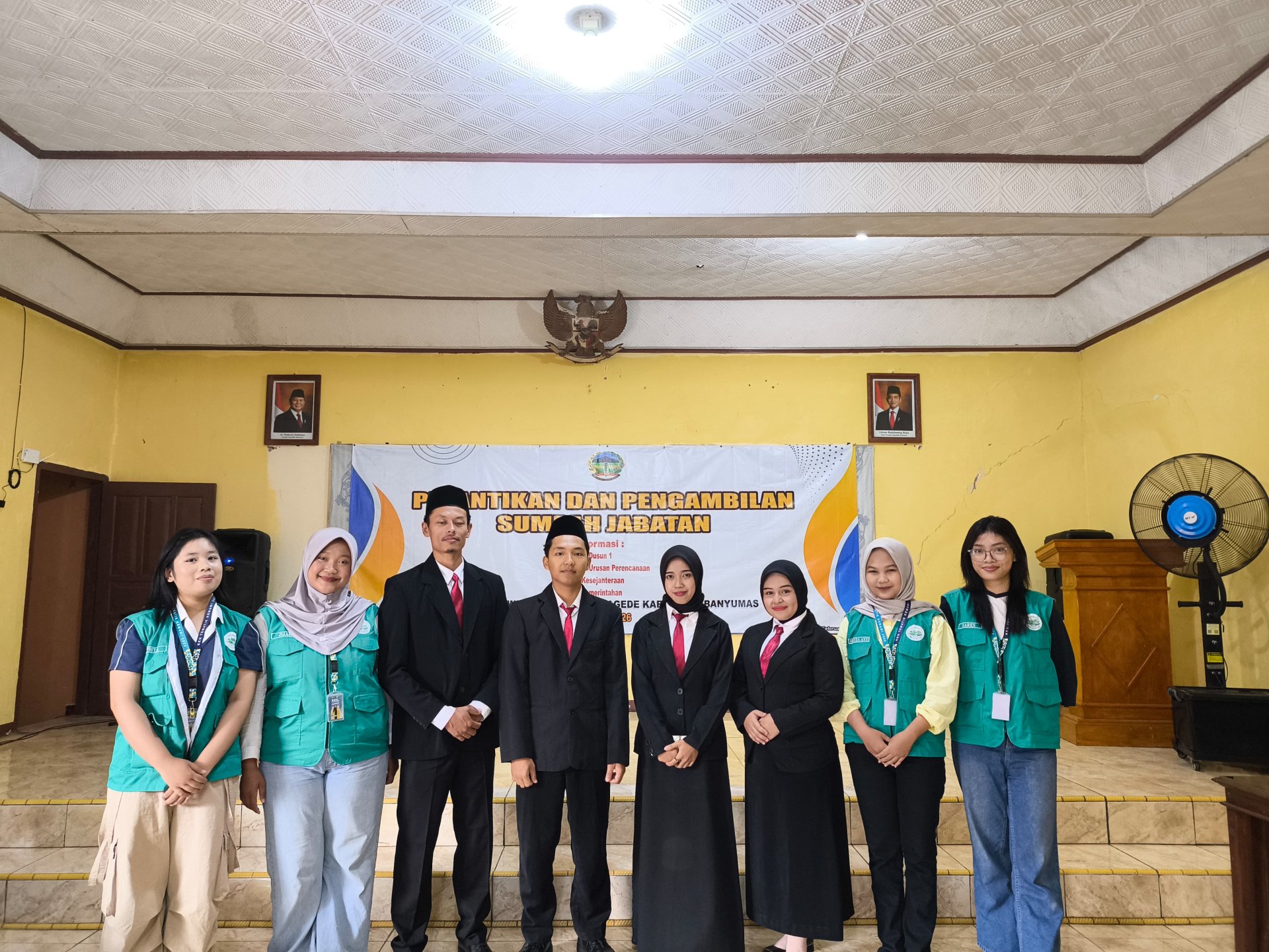 Piket Balai Desa, Pelantikan Perangkat Desa, Revitalisasi Perpustakaan dan Pendampingan UMKM