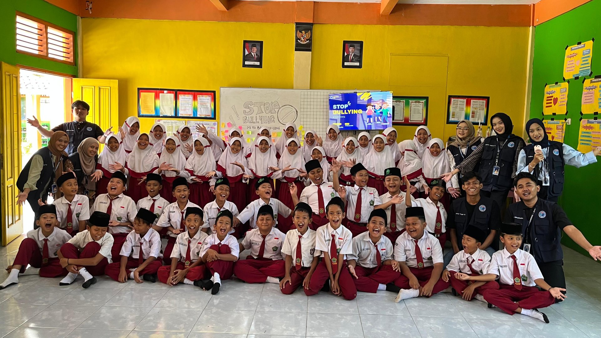 Sosialisasi anti bullying dan PHBS