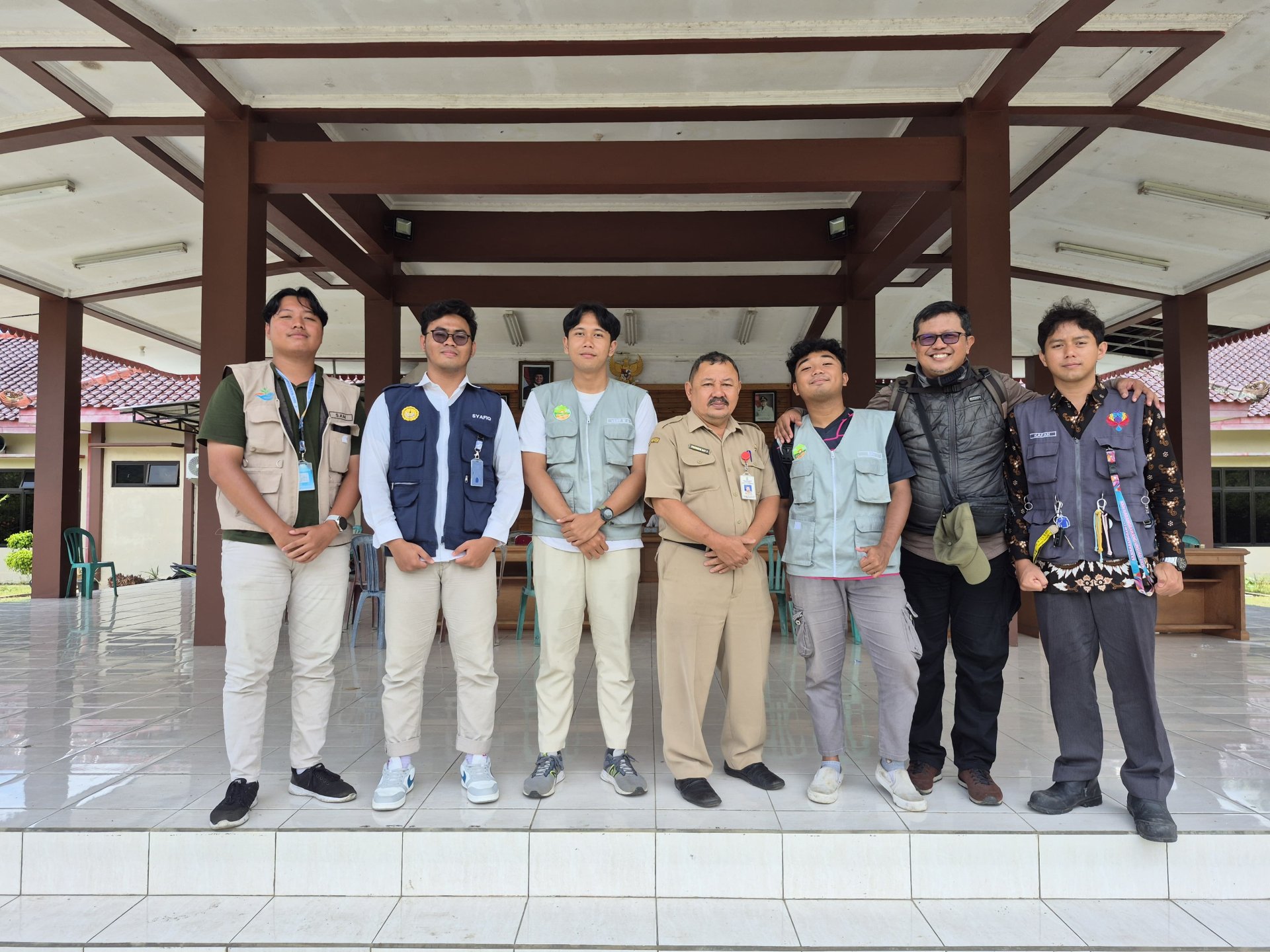 PERTEMUAN BARENG DOSEN KORKAB DAN CAMAT DI KECAMATAN REMBANG