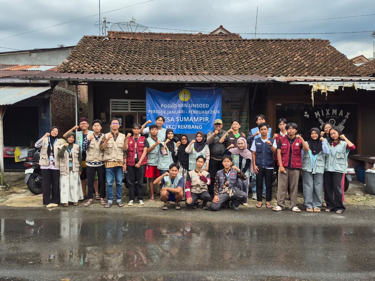 Sowan DPL ke posko KKN Desa Sumampir