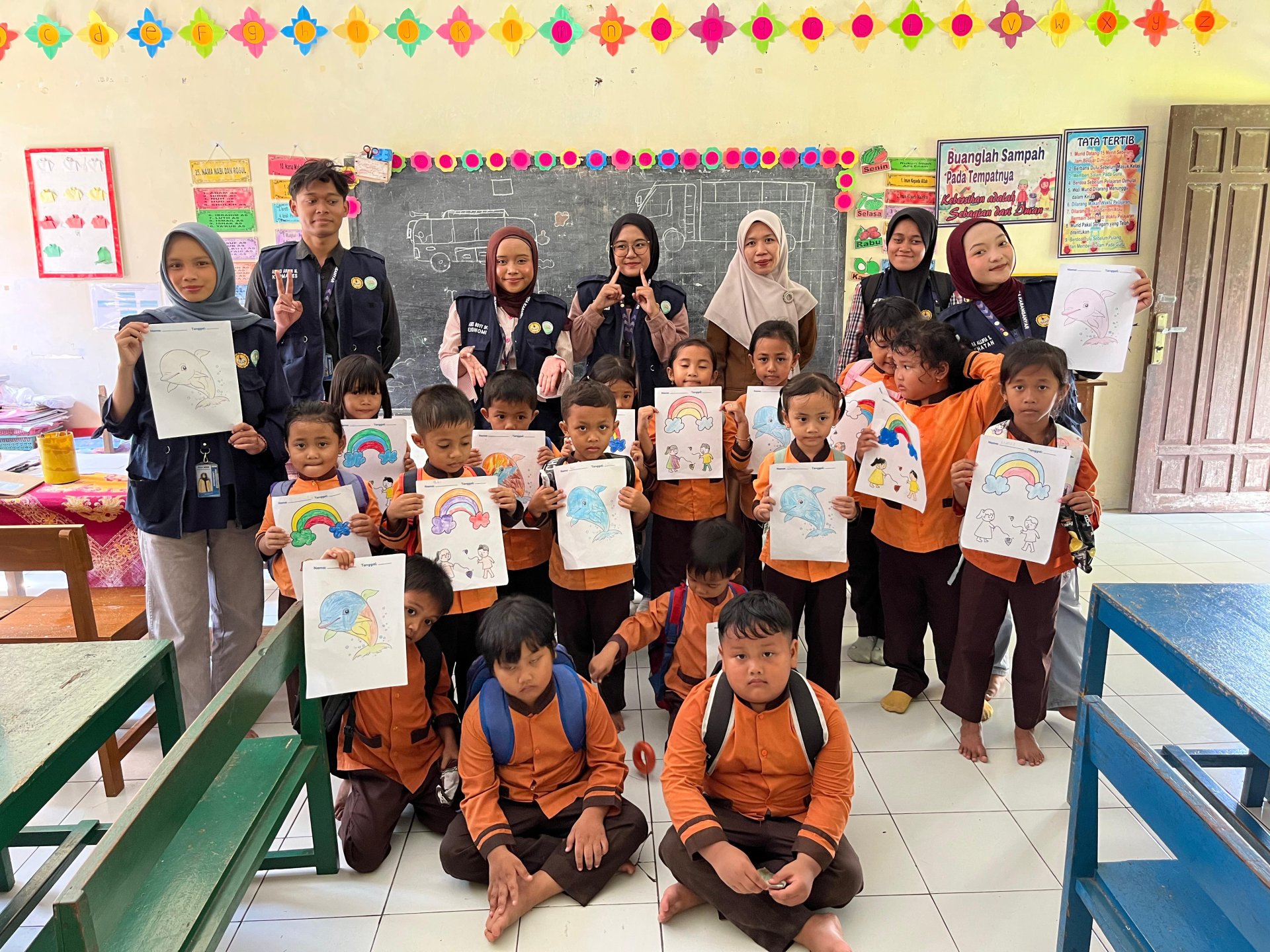 Belajar Bersama Anak-Anak TK Pertiwi