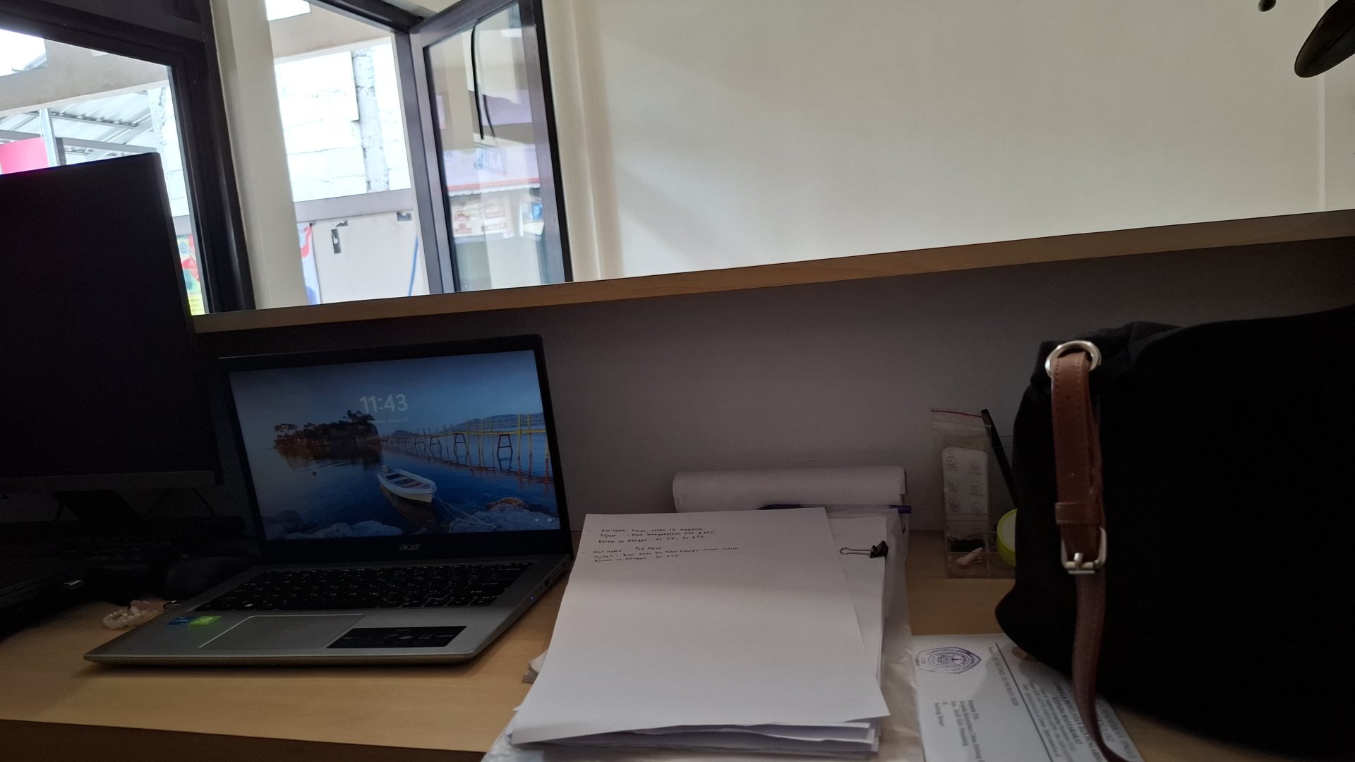 Hari ke-dua puluh tujuh piket balai desa