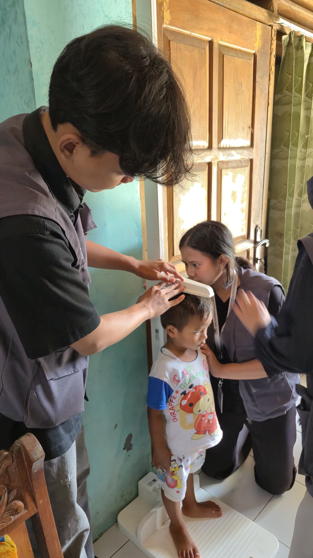 Sosialisasi stunting dan PMT di Posyandu Panerusan