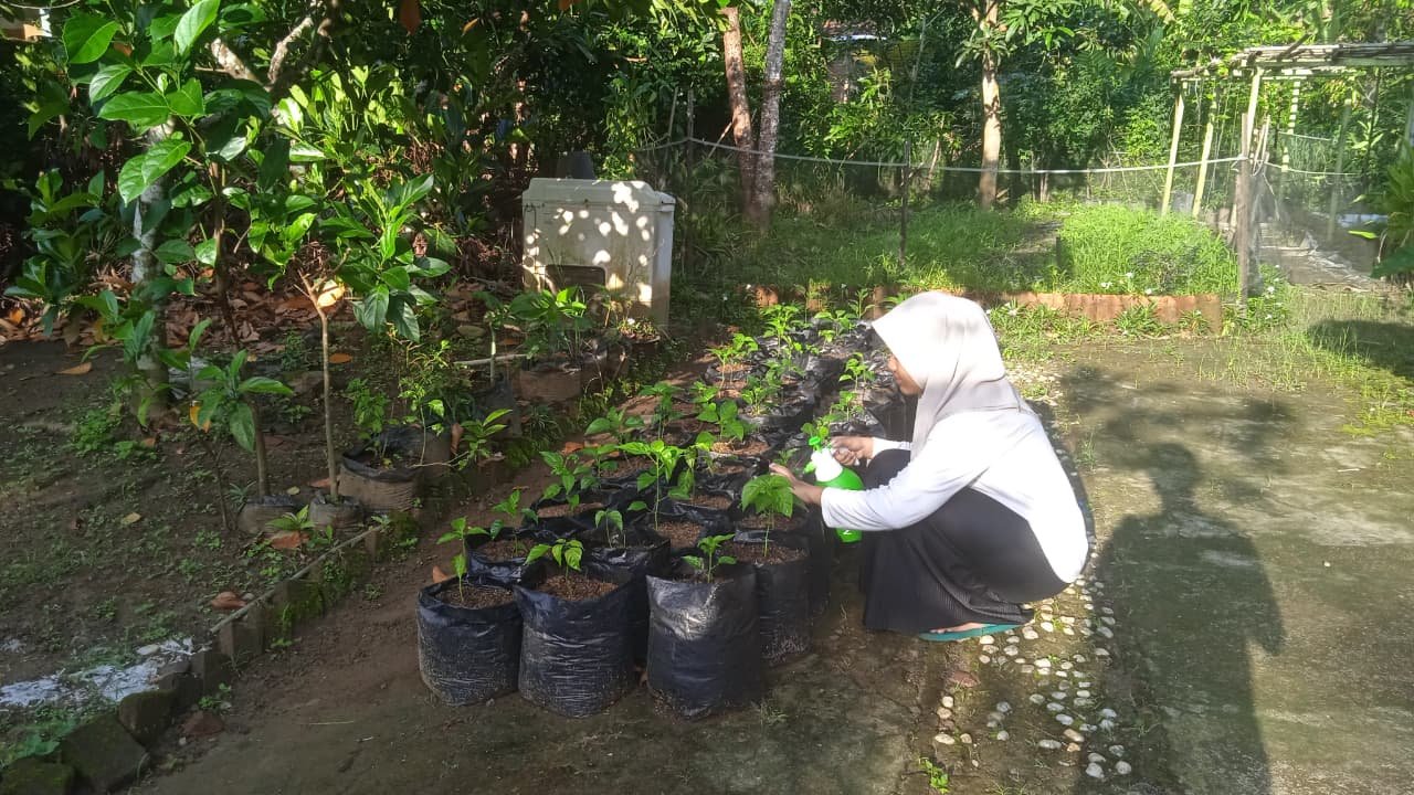 Monitoring dan Evaluasi Ke-5 Program "Rumah Hijau Terpadu"
