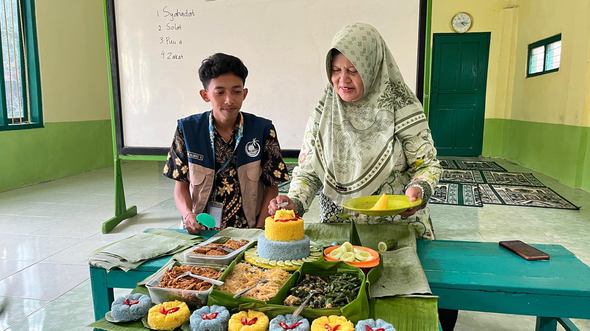 Perpisahan dan Latihan Nari