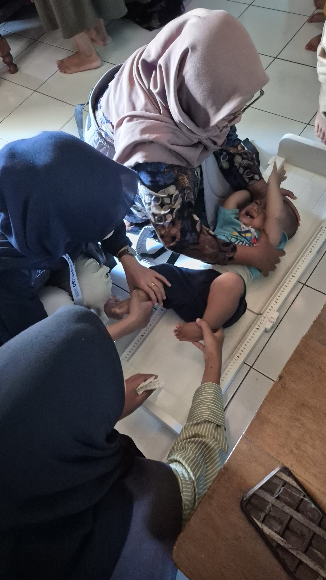 Posyandu dan mengajar ngaji