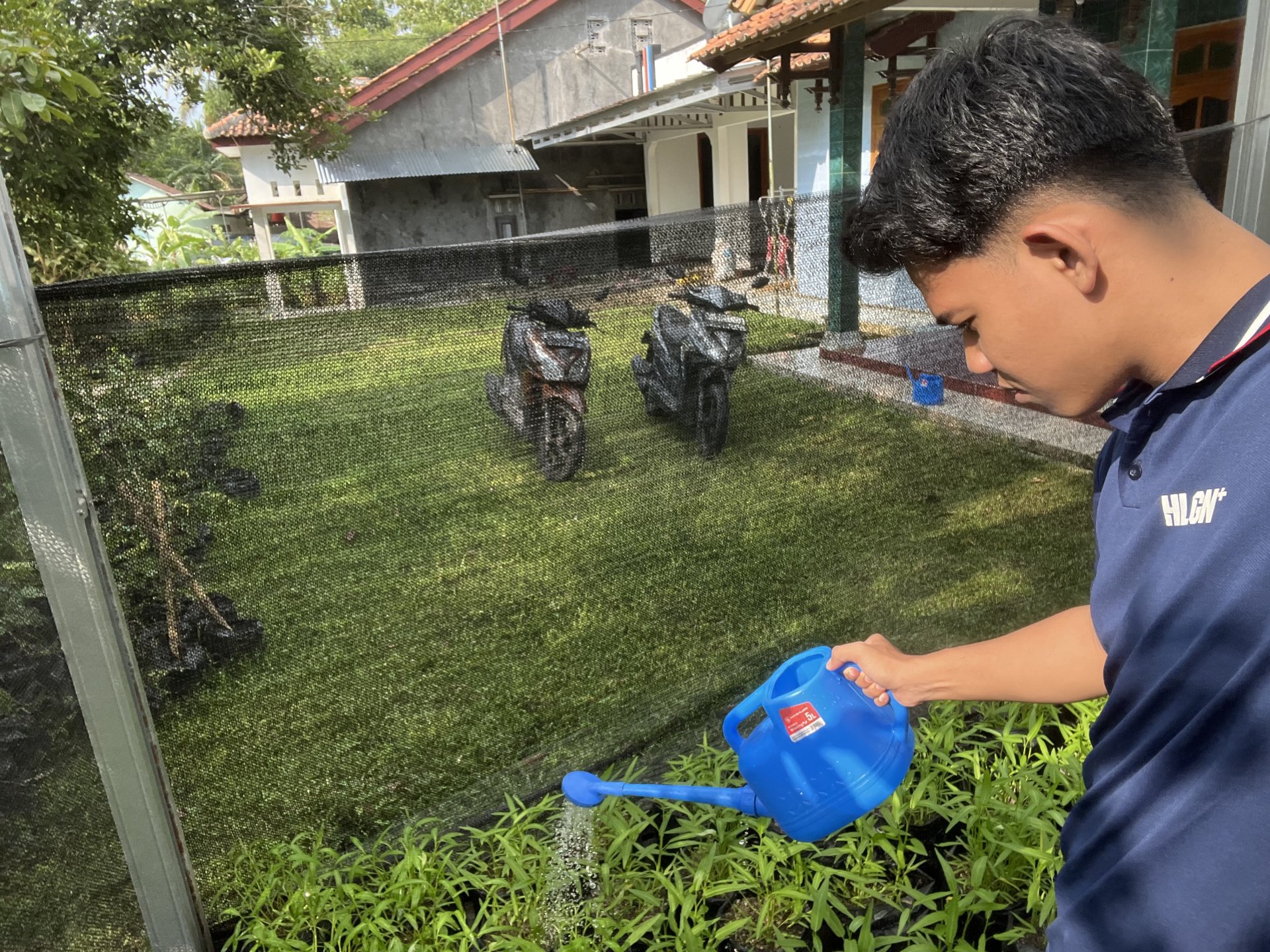Penyiraman Tanaman dan Penjagaan Debit air tanaman