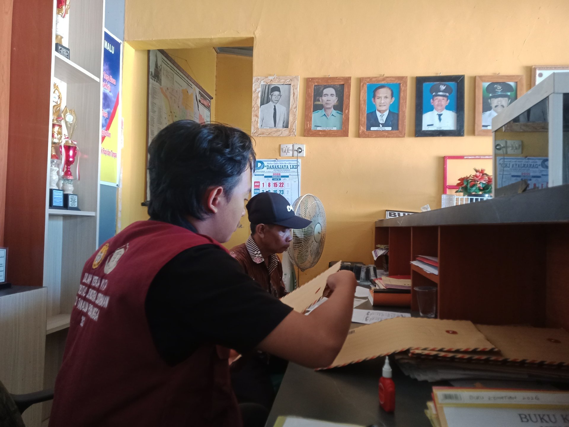 Piket Pelayanan Balai Desa