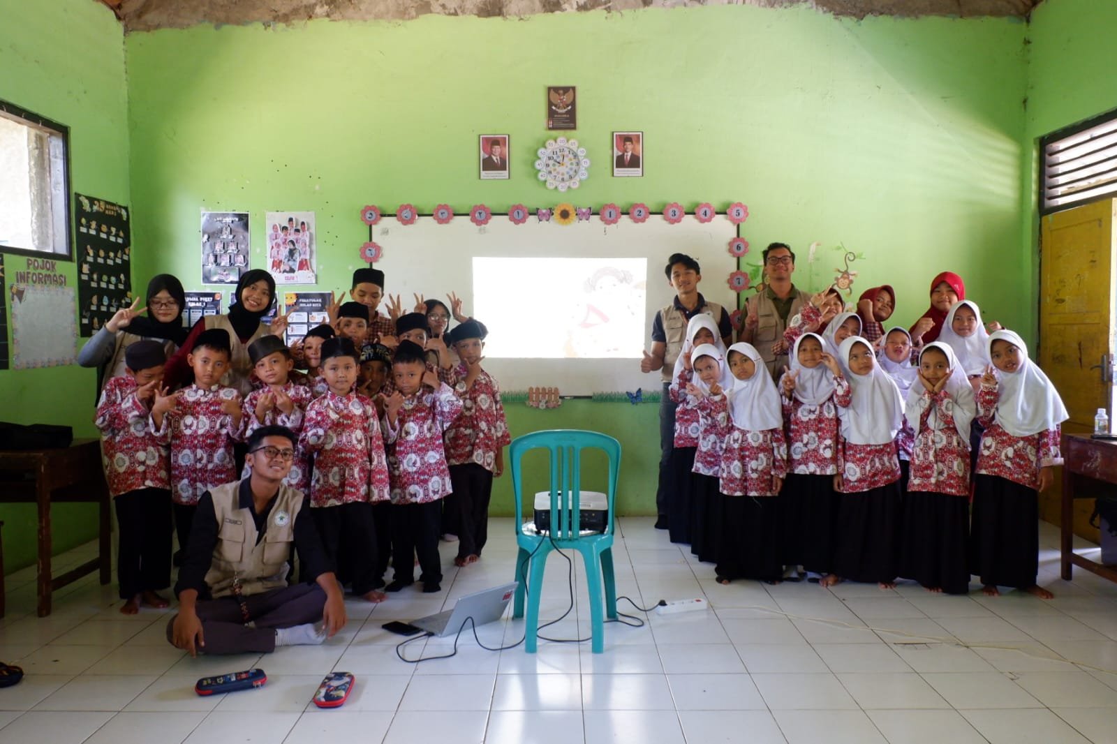 Sosialisasi Anti Bullying di MI Muhammadiyah Wlahar