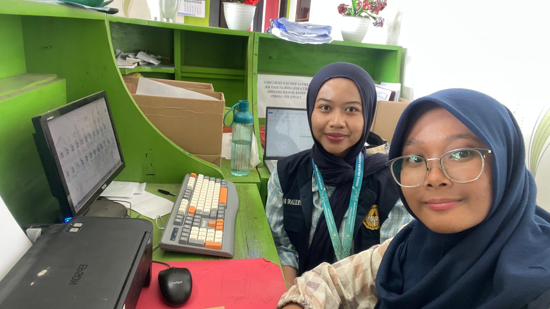 Piket rutin di Balai Desa