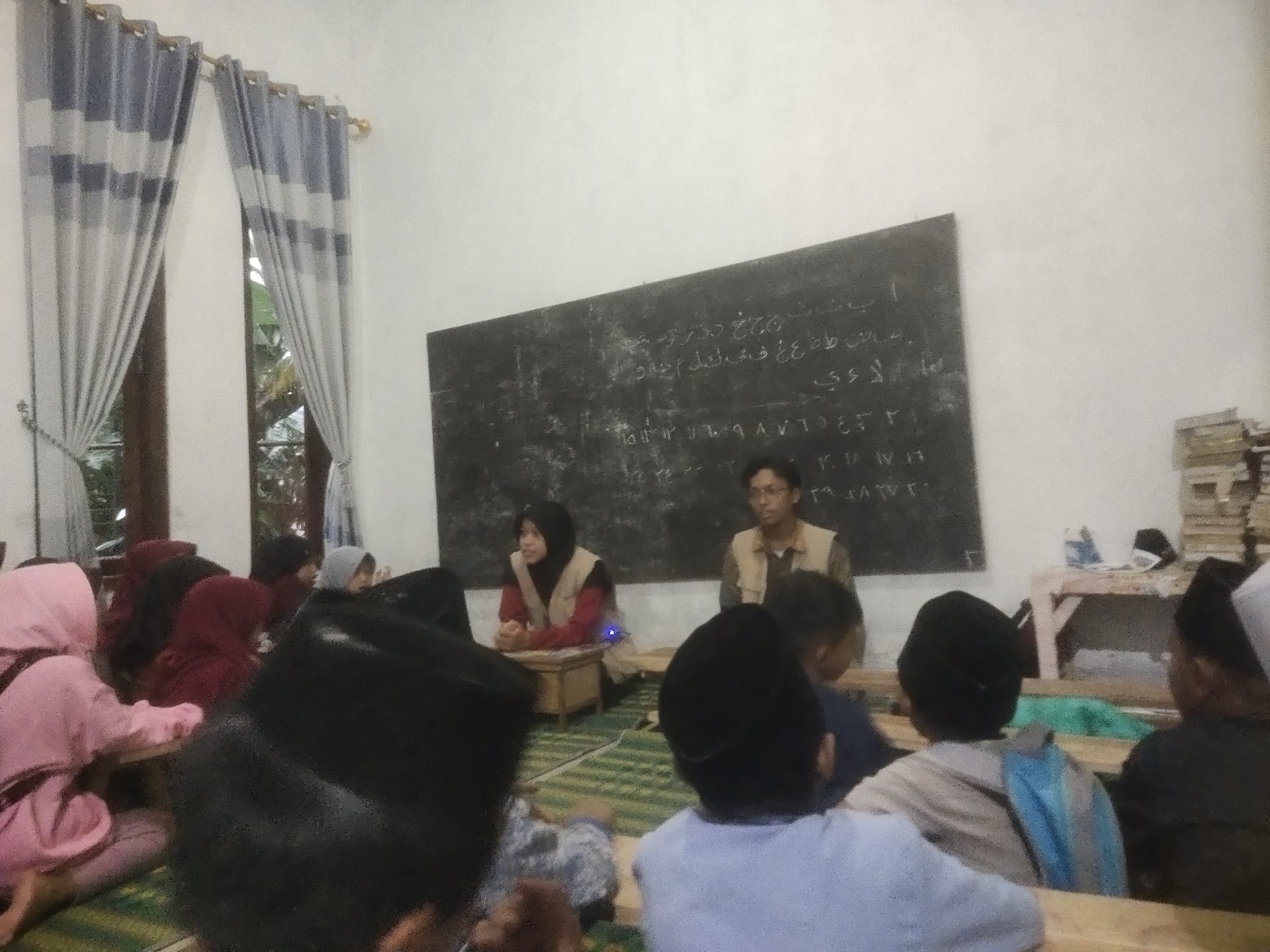 KKN Desa Belik Hari-29: Pembuatan Konten, Kunjungan ke Bimbel, dan TPQ Dusun Rimpak