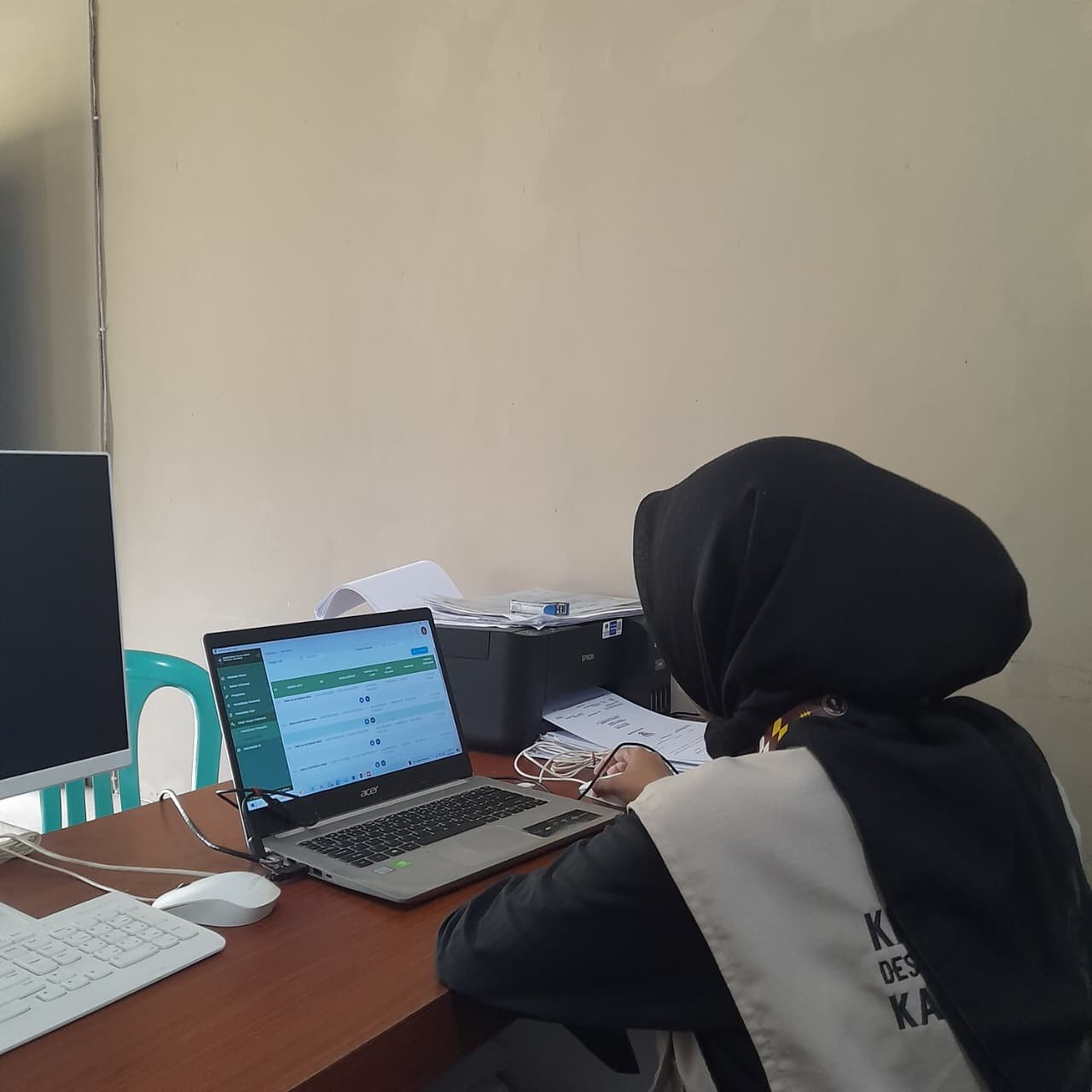 KKN Desa Gumelem Kulon di Pelayanan Desa