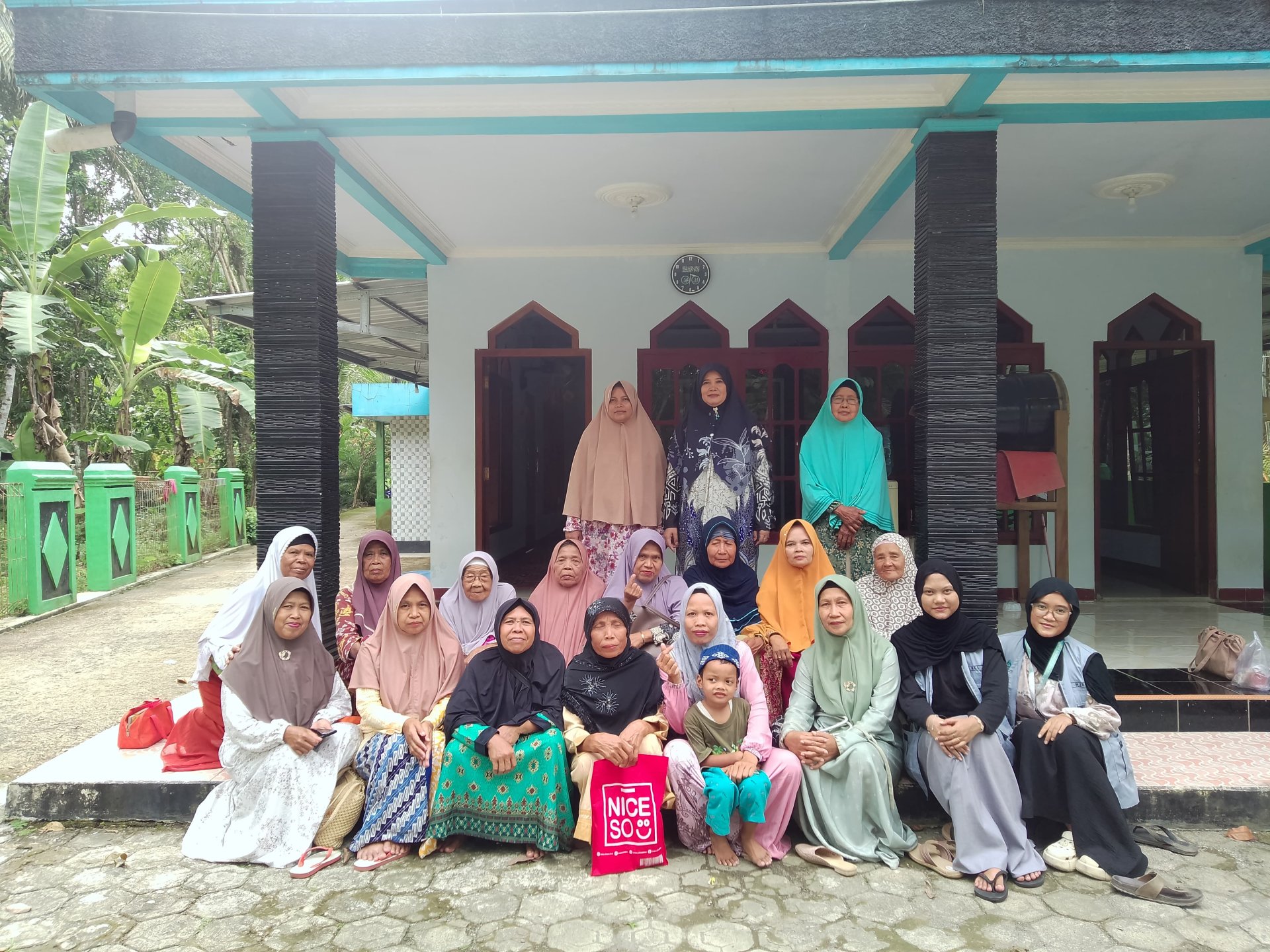 Kegiatan pengajian dan yasinan