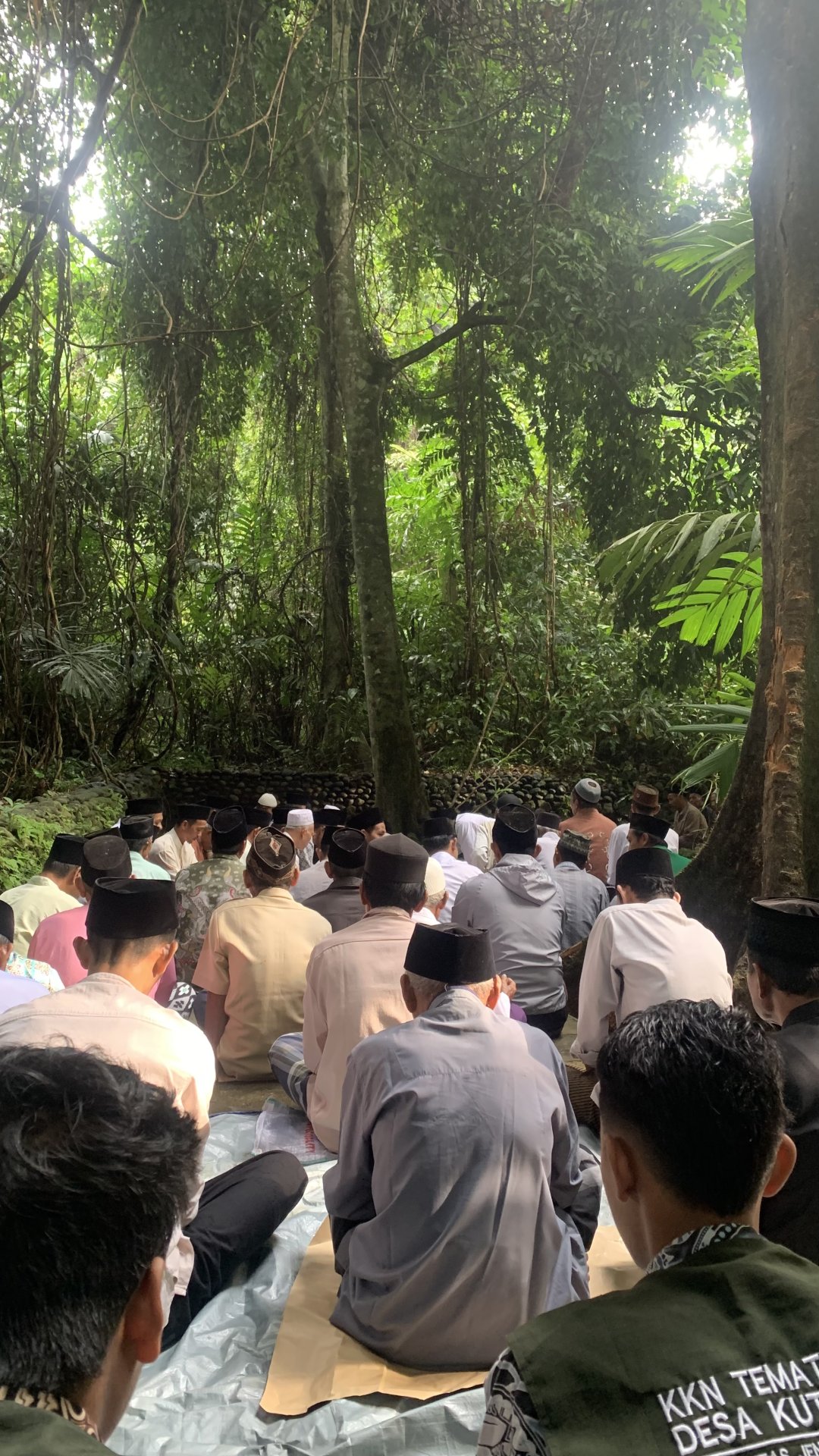 ke makom dalem santri