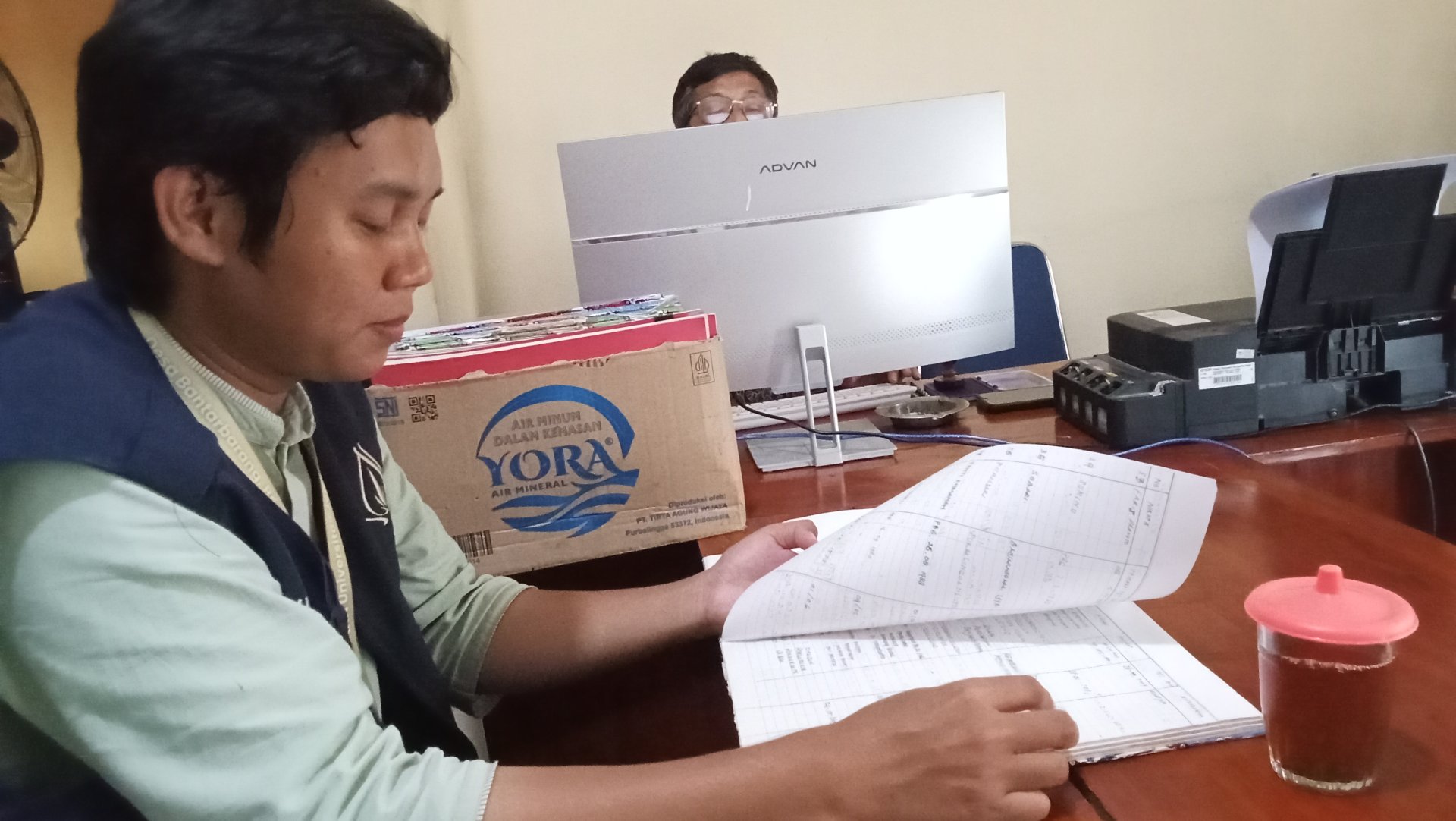 Piket pelayanan administrasi desa