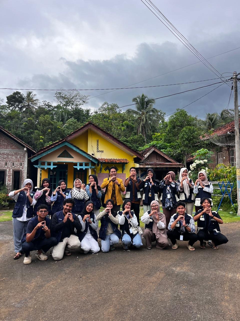 Kunjungan DPL dan Evaluasi Akhir Program KKN di Desa Plunjaran