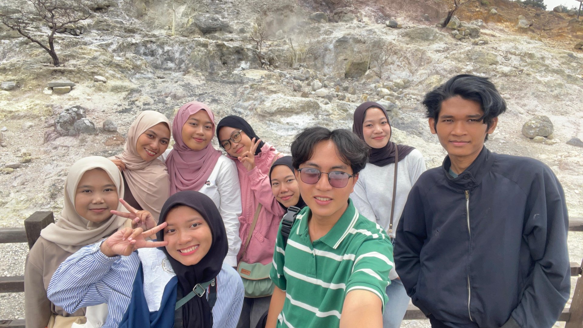 Pengambilan video untuk after movie kkn