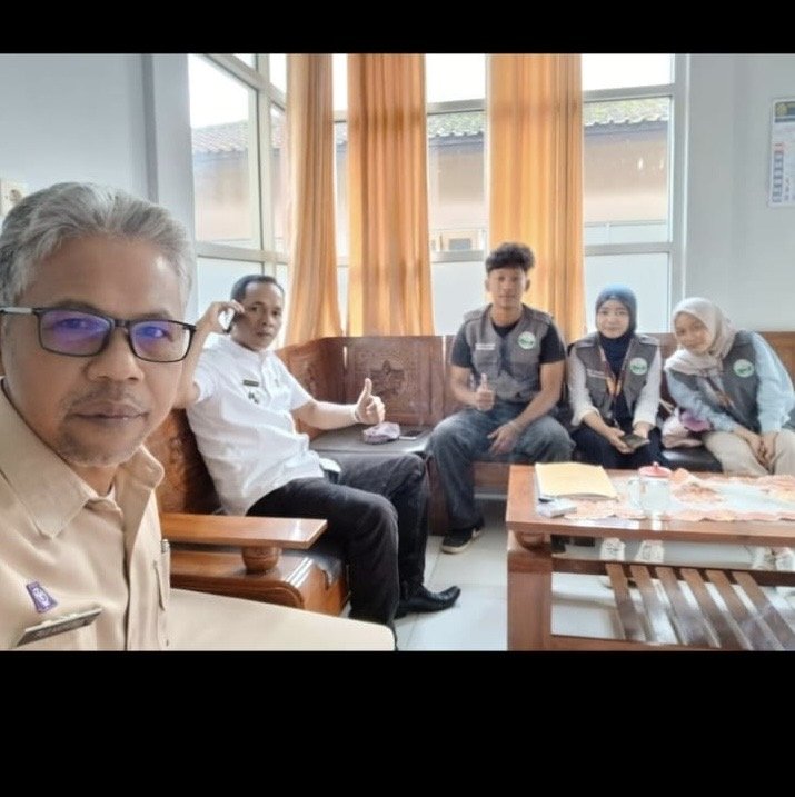 Koordinasi dan penyerahan dana hasil donasi untuk korban banjir serang kepada kecamatan Karangjambu