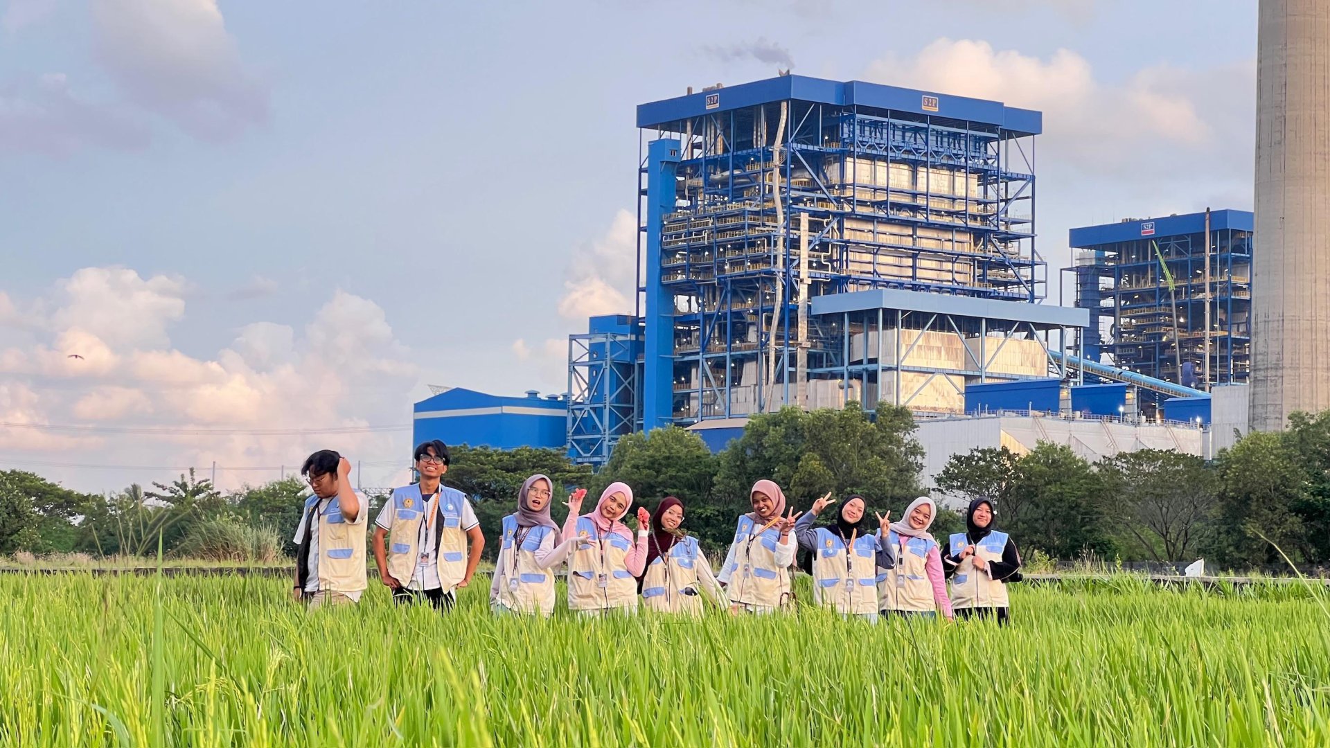 Jalan Sore Keliling Desa