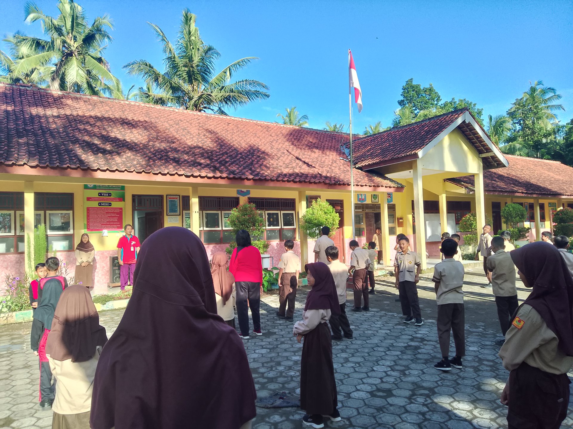 Senam Pagi di SD Jatimulyo