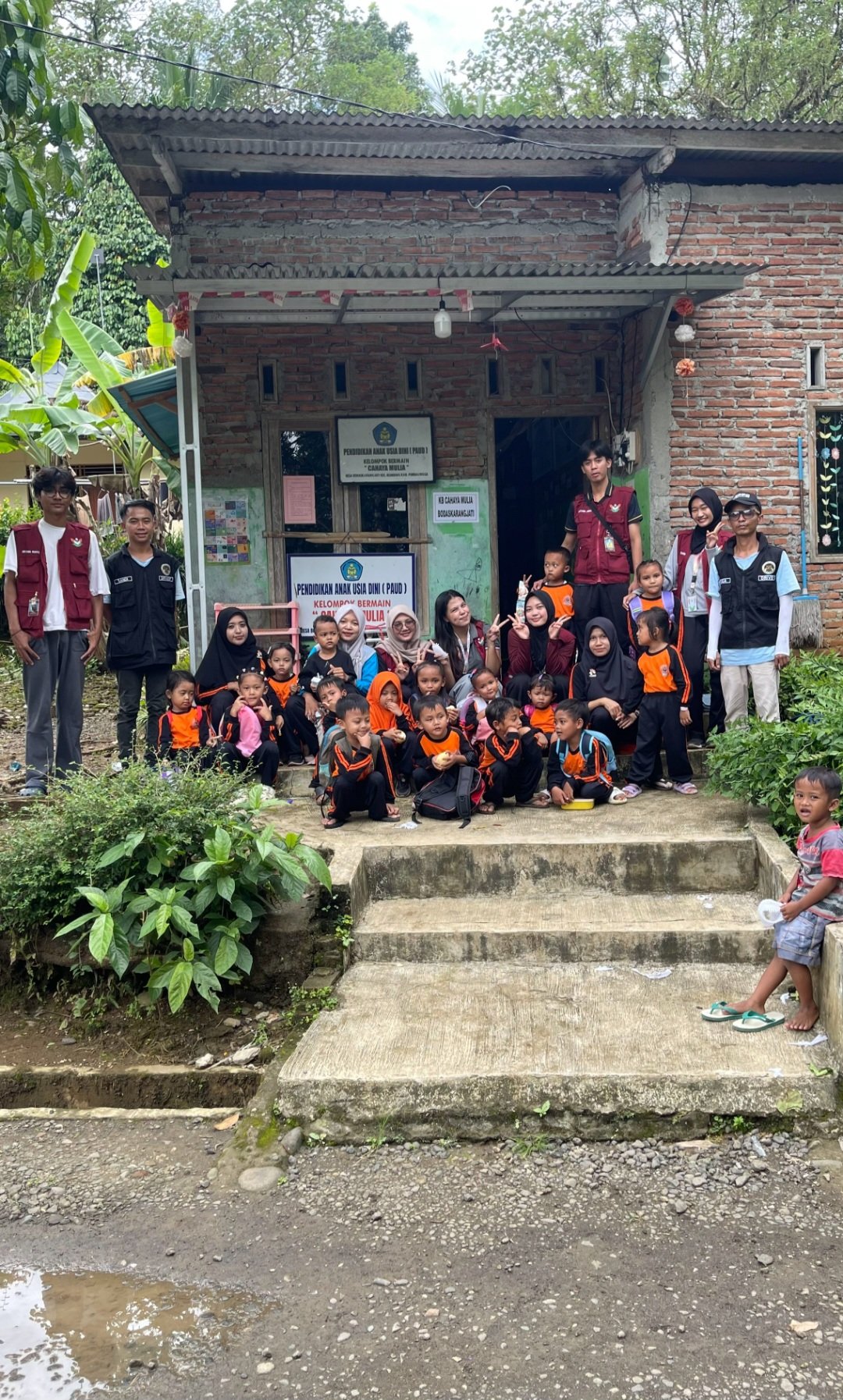 Senam dan kegiatan bersama paud cahaya mulia