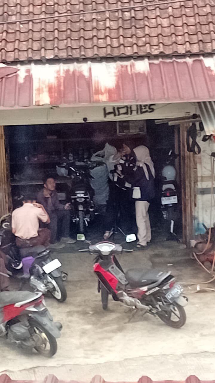 Pembuatan konten lomba vlog pencegahan narkoba, mengedit profil desa, dan pemaparan hasil proker