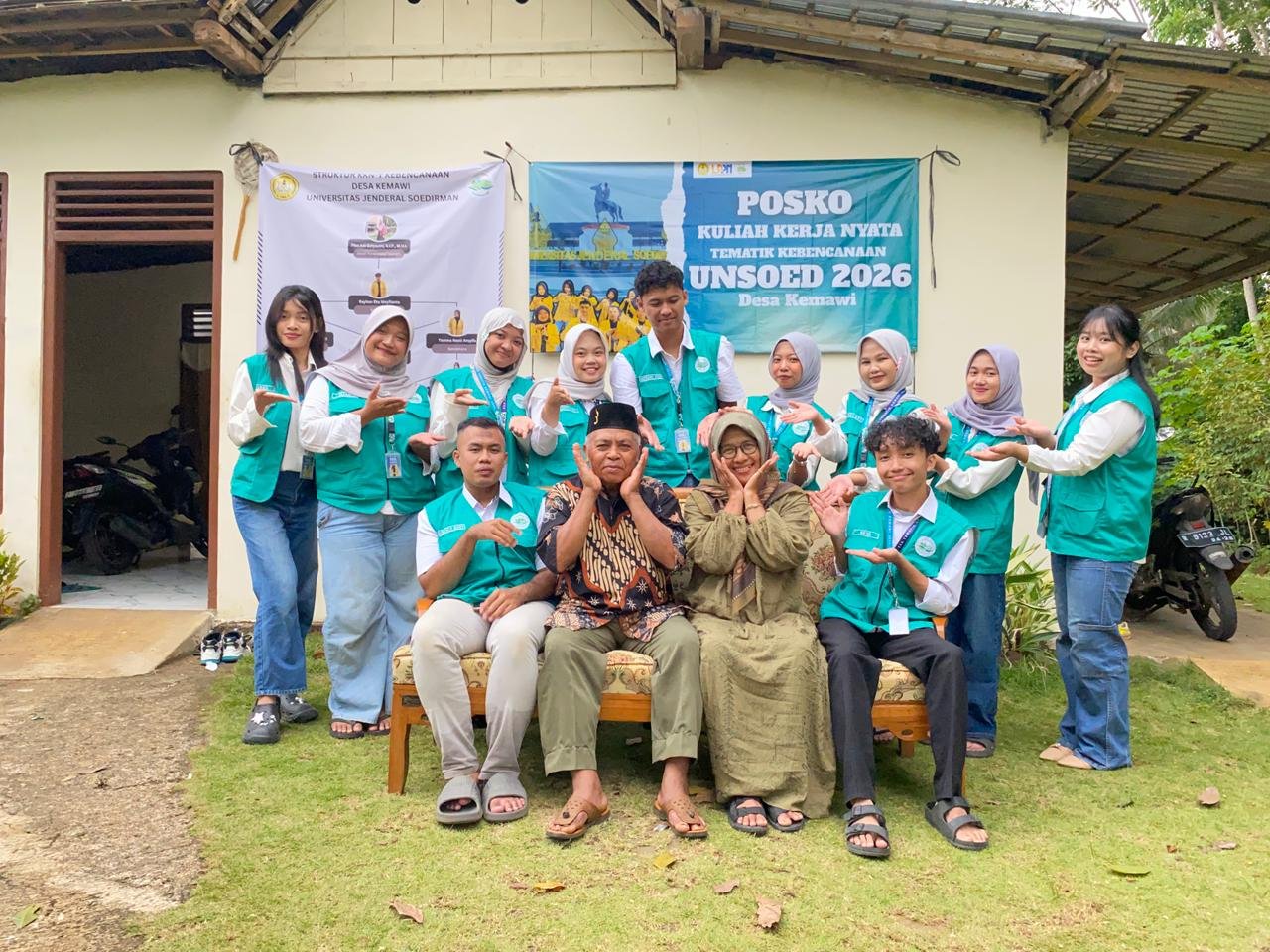 KKN Kemawi Piket Balai Desa Dan Persiapan Akhir