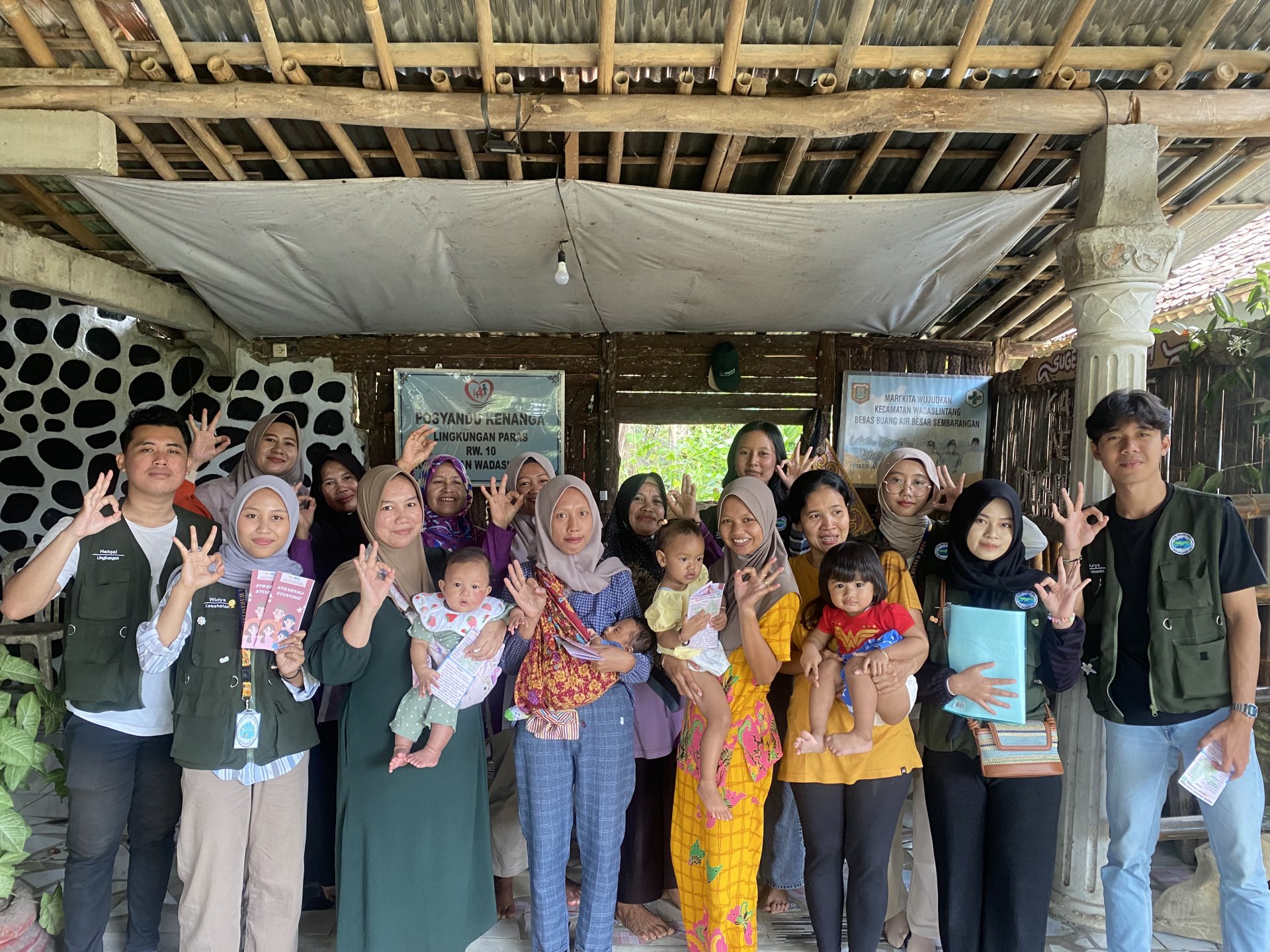 Pendampingan Posyandu di Paras