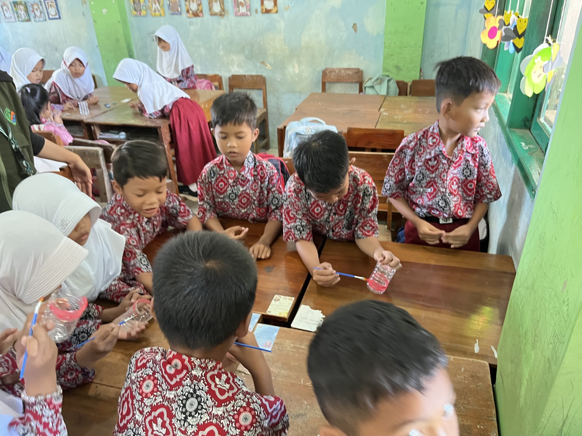 Little Planter: Edukasi Daur Ulang dan Menanam