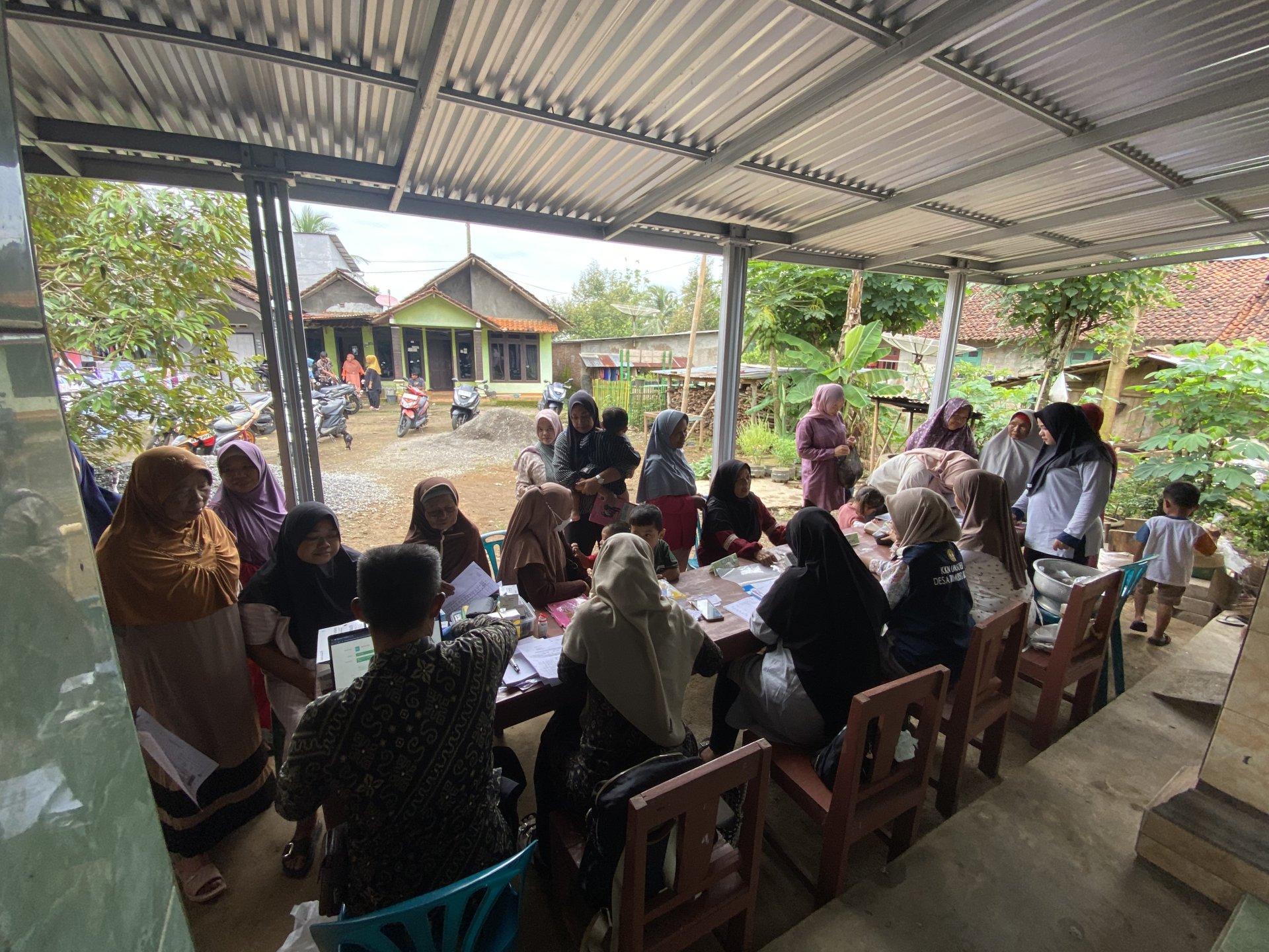 Kegiatan Posyandu di Dusun Menggora