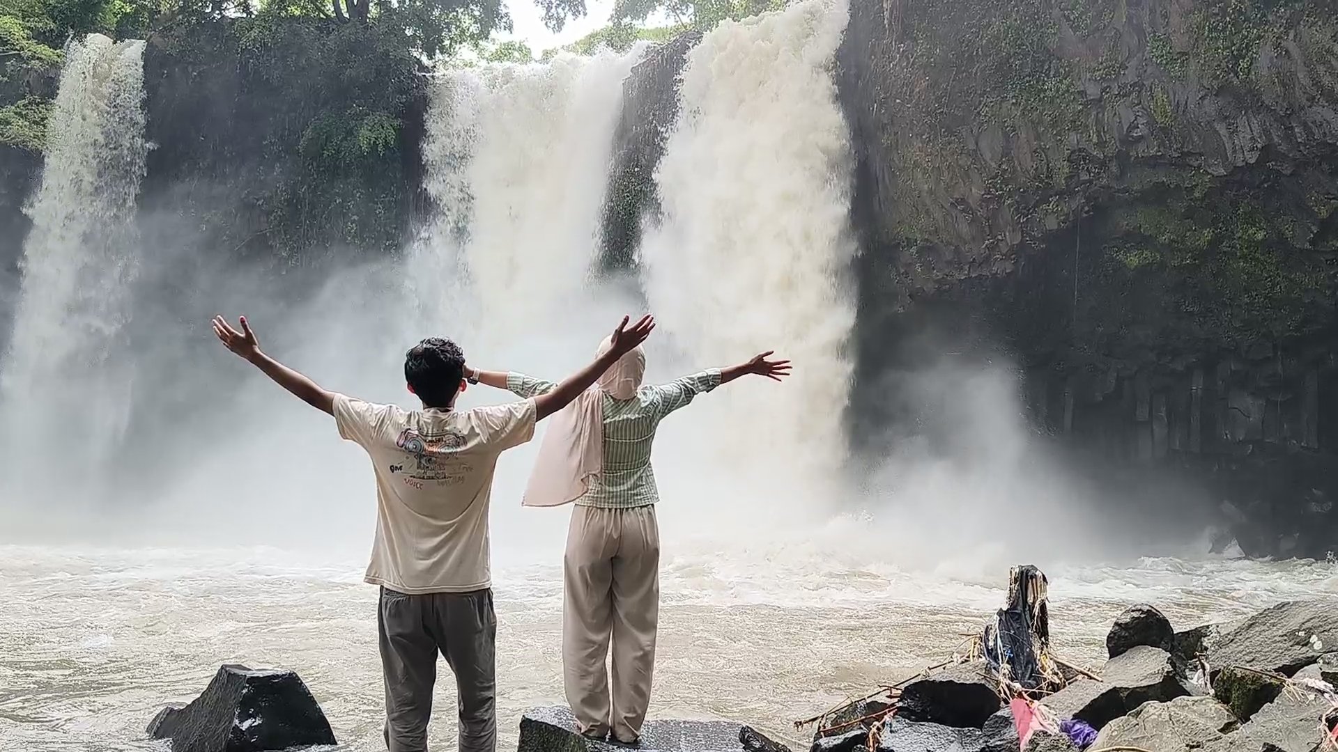 Hari ke 32 KKN Sikasur (take video untuk promosi Curug bengkawah)