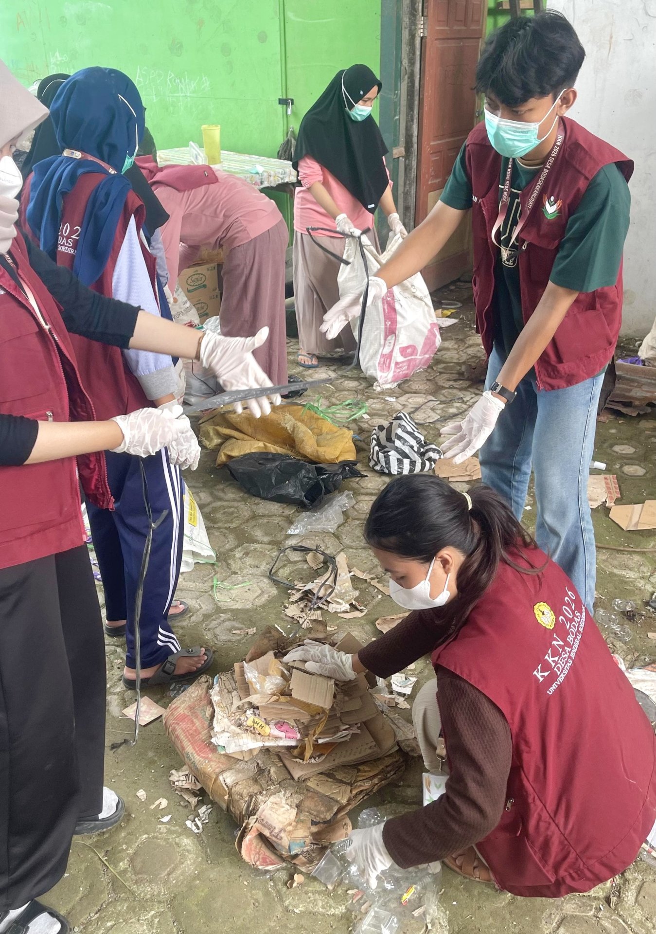 KEGIATAN PILAH SAMPAH