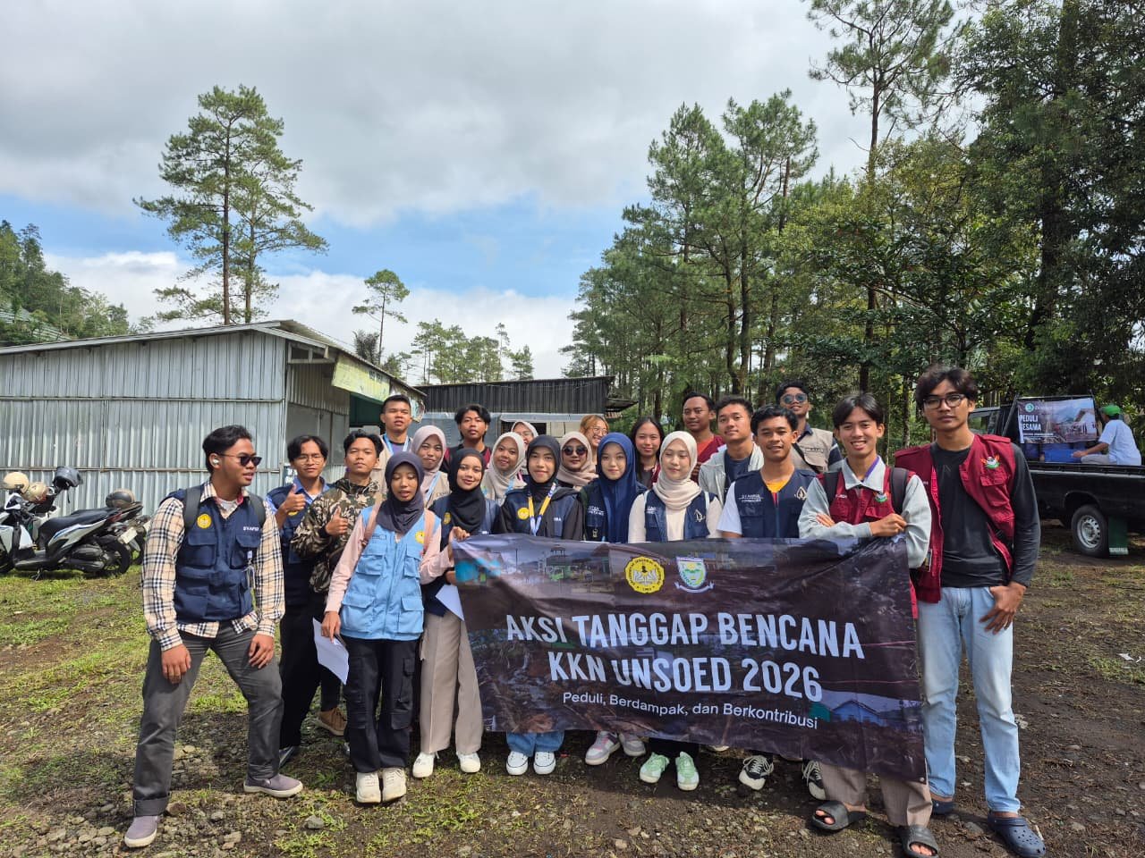 Relawan Aksi Tanggap Bencana KKN Unsoed