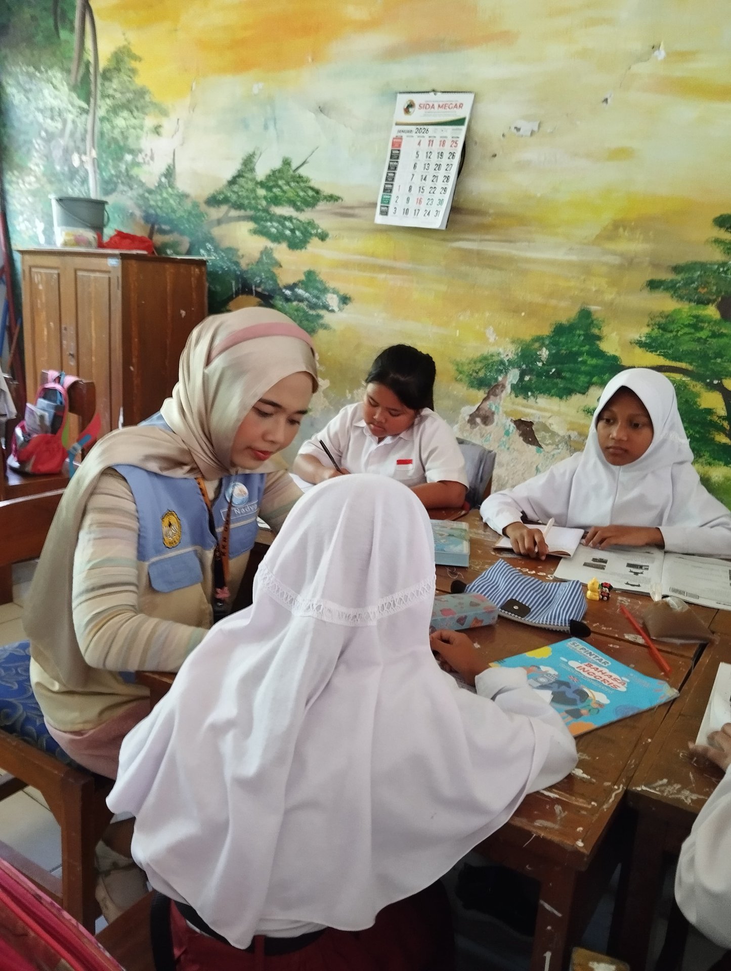 Mengajar di SD N 01 Karangkandri