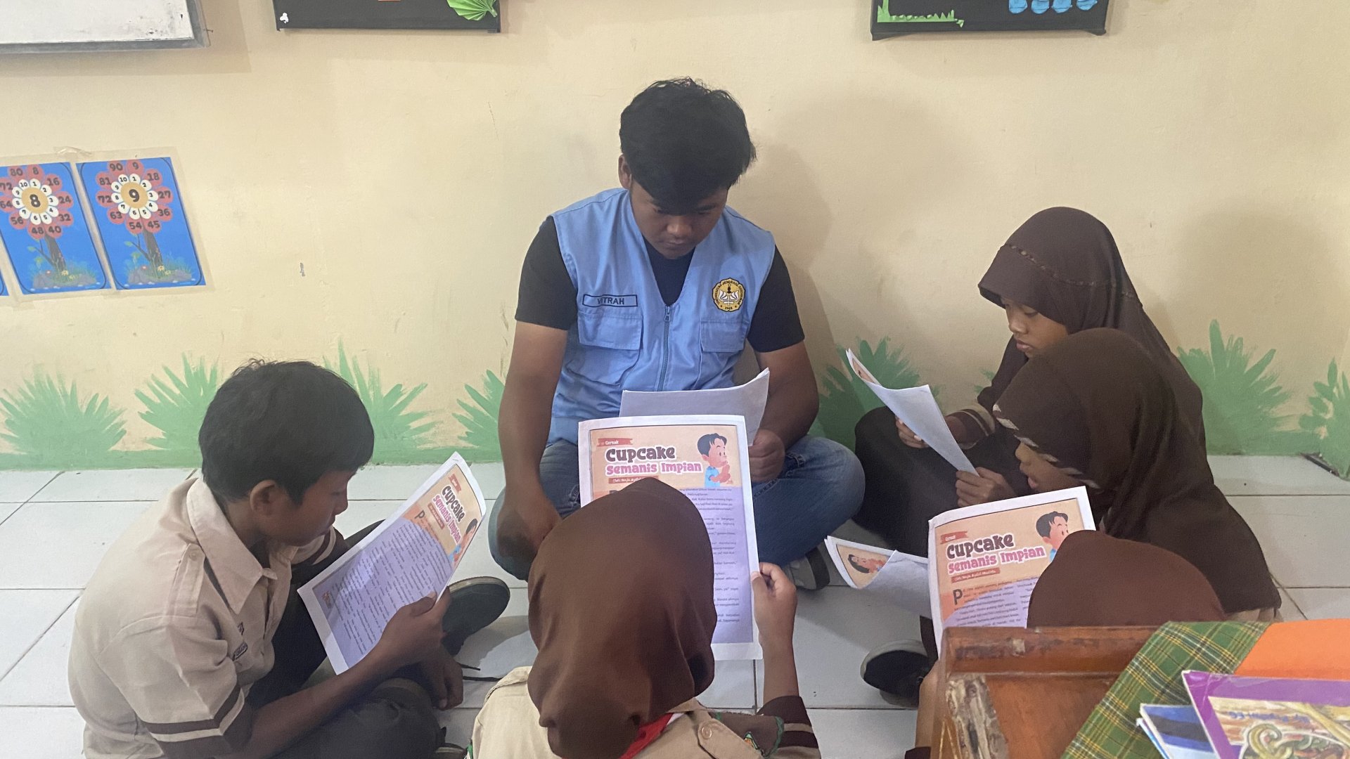 Kegiatan Literasi di SDN 1 Losari