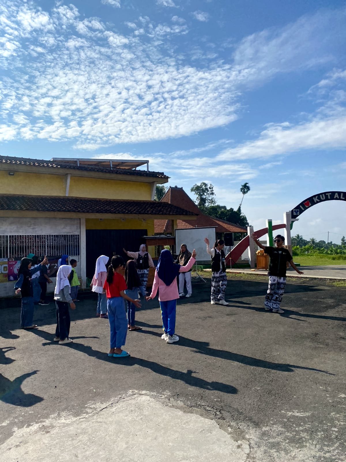 senam dan jalan sehat