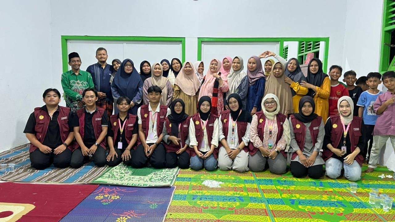 Acara Perpisahan dengan Warga Desa Tanalum