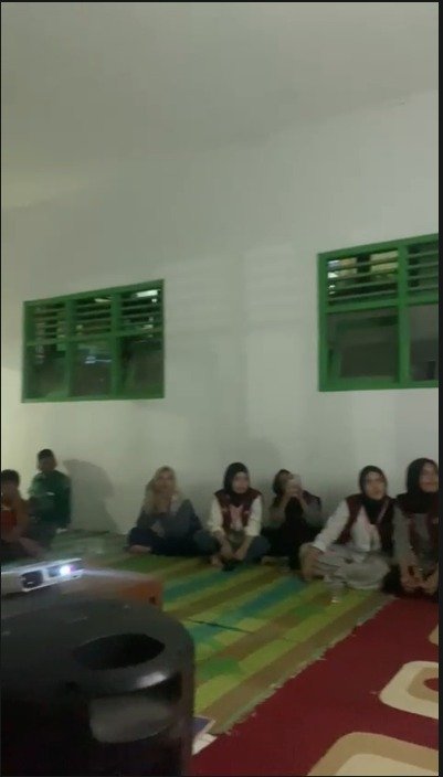 Perpisahan dengan Warga Desa Tanalum