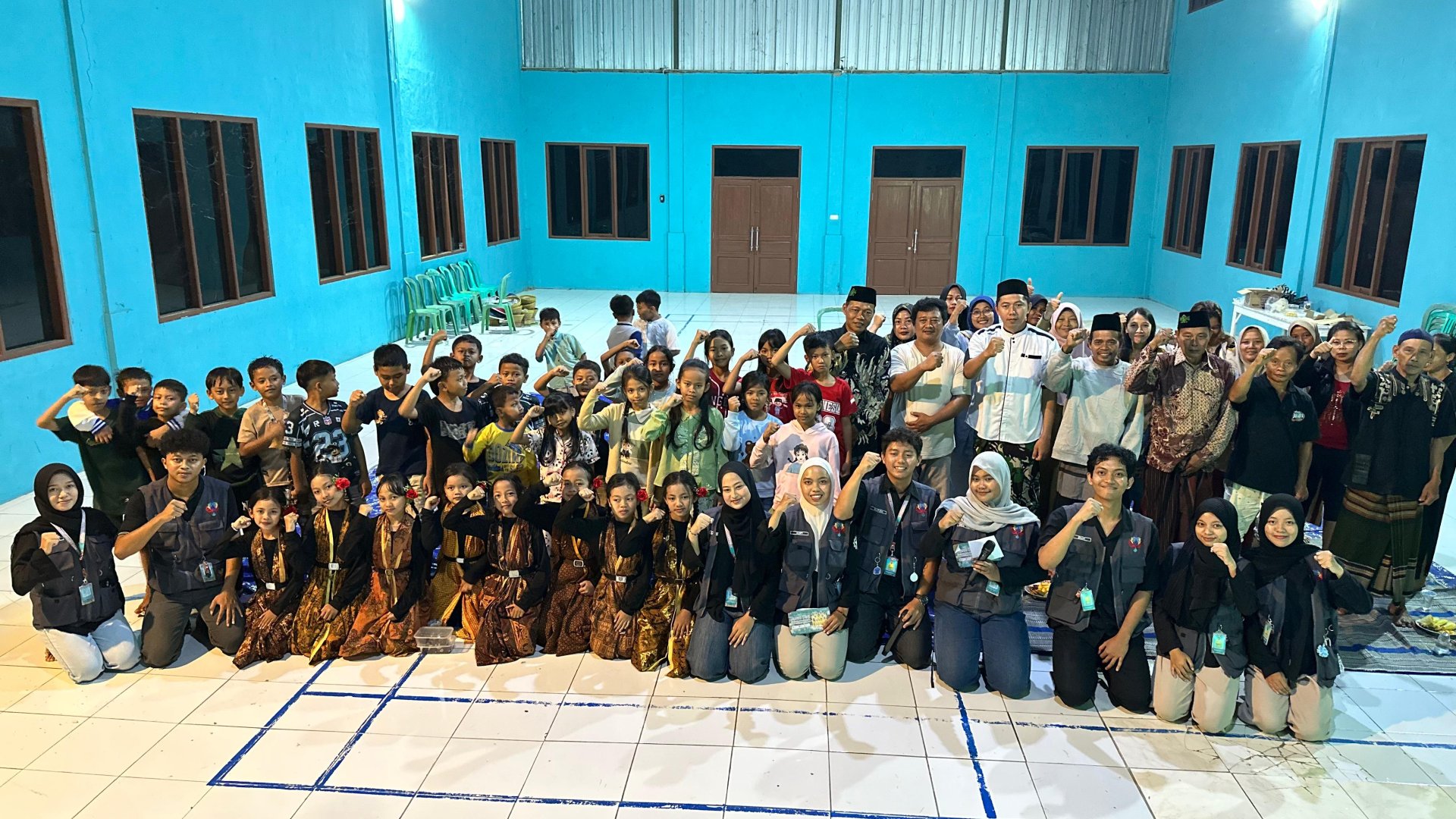 Ramah Desa: Rangkaian Mahasiswa Akhir Bersama Masyarakat Desa