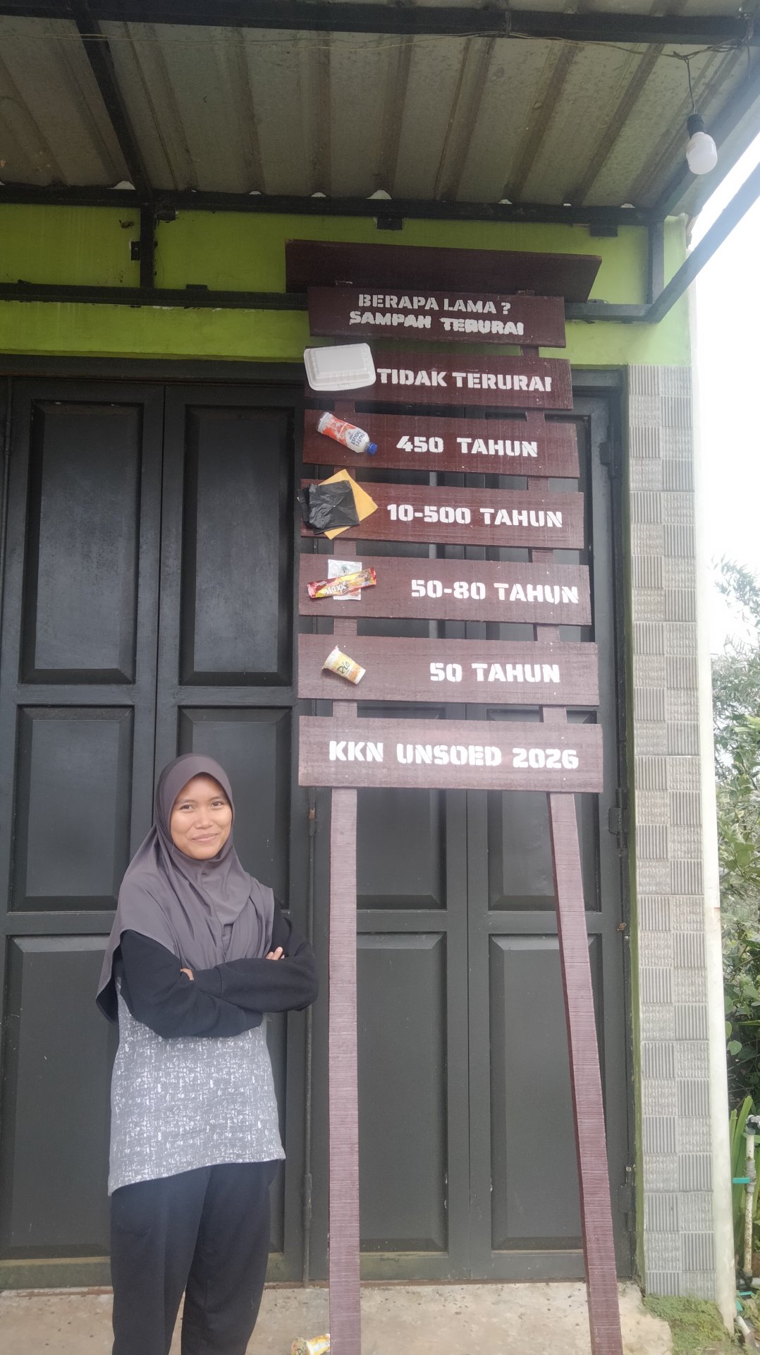 Pemasangan Plang Lama Terurainya Sampah