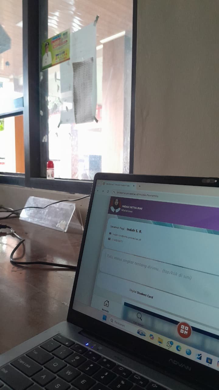 Piket pelayanan di balai desa