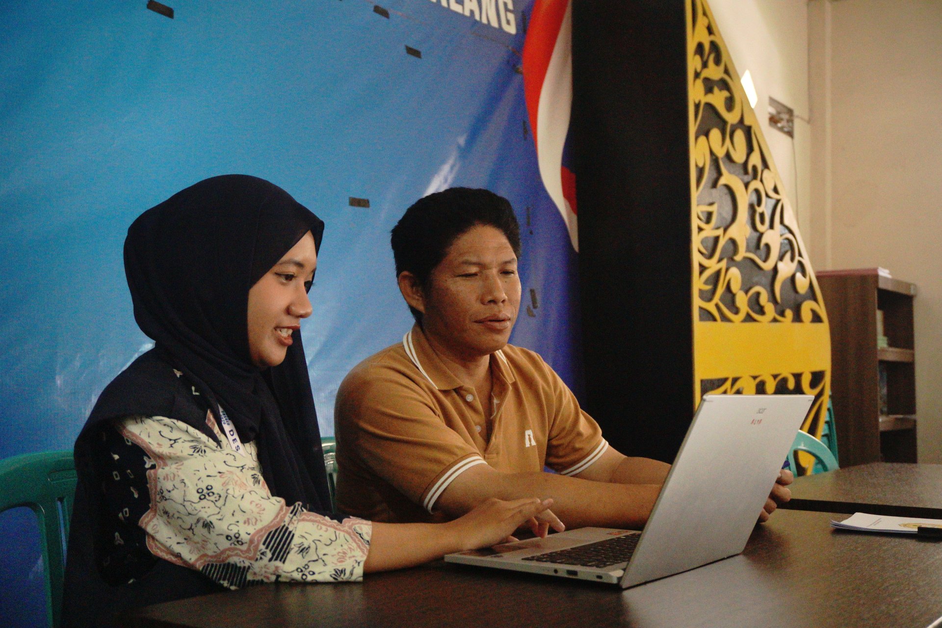 Penyerahan Simbolis Website Desa dan Panduan Penggunaan