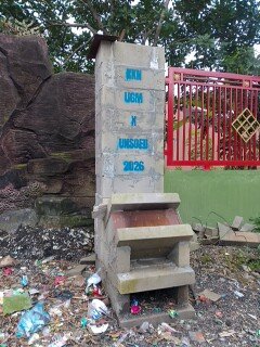 Pemberian Tanda KKN UGM x Unsoed di Paud