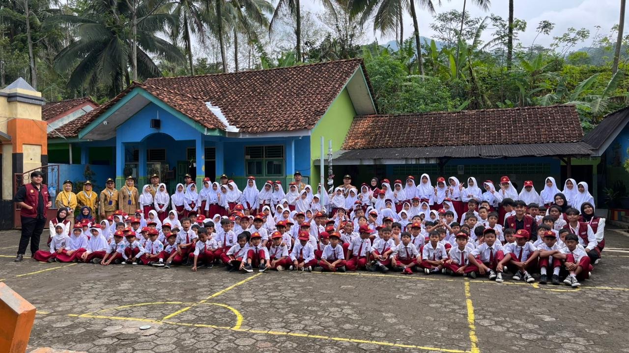 Perpisahan dengan Guru dan Siswa SD Negeri 1 Tanalum