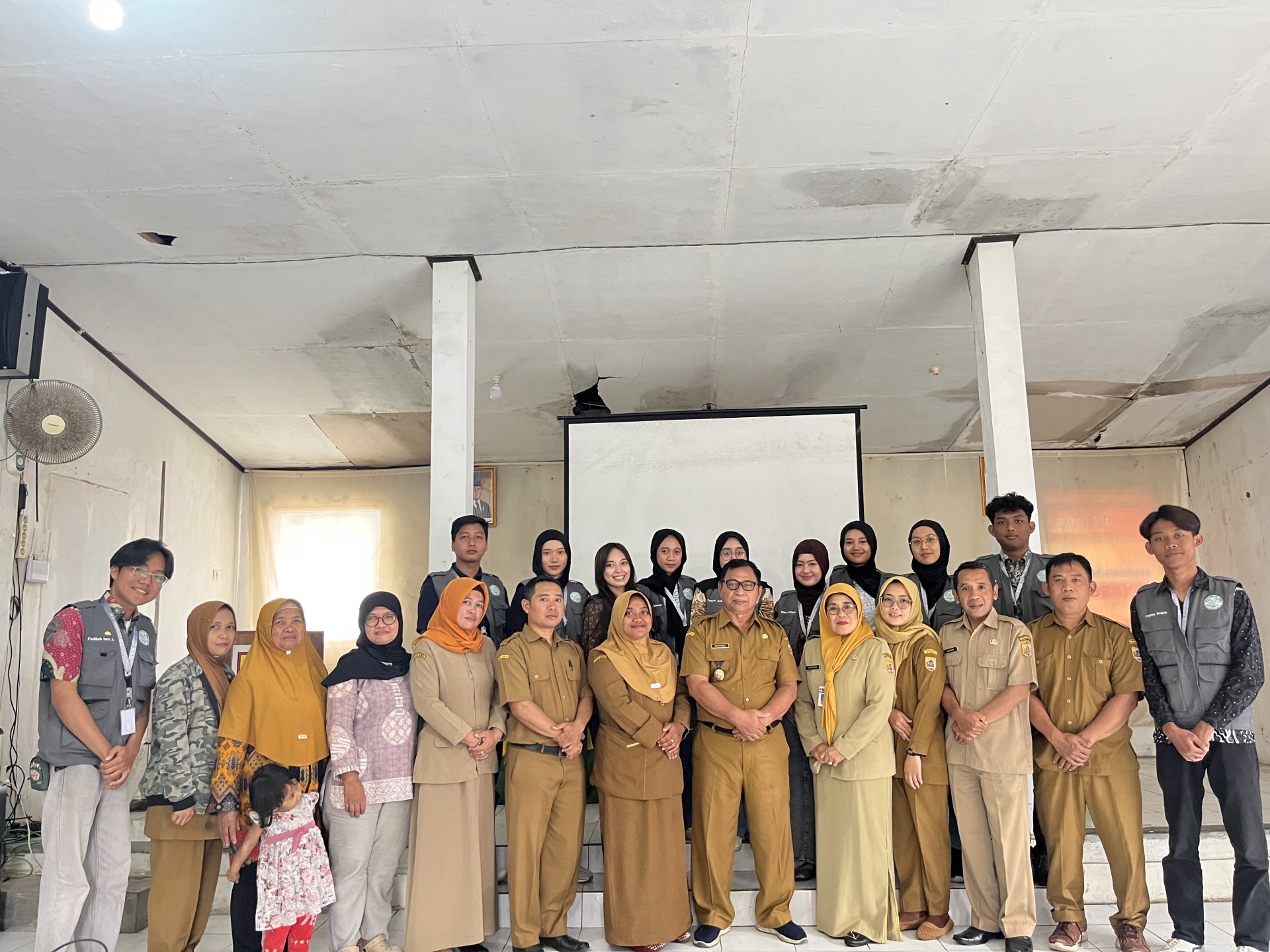 day-34 pamitan kepada warga