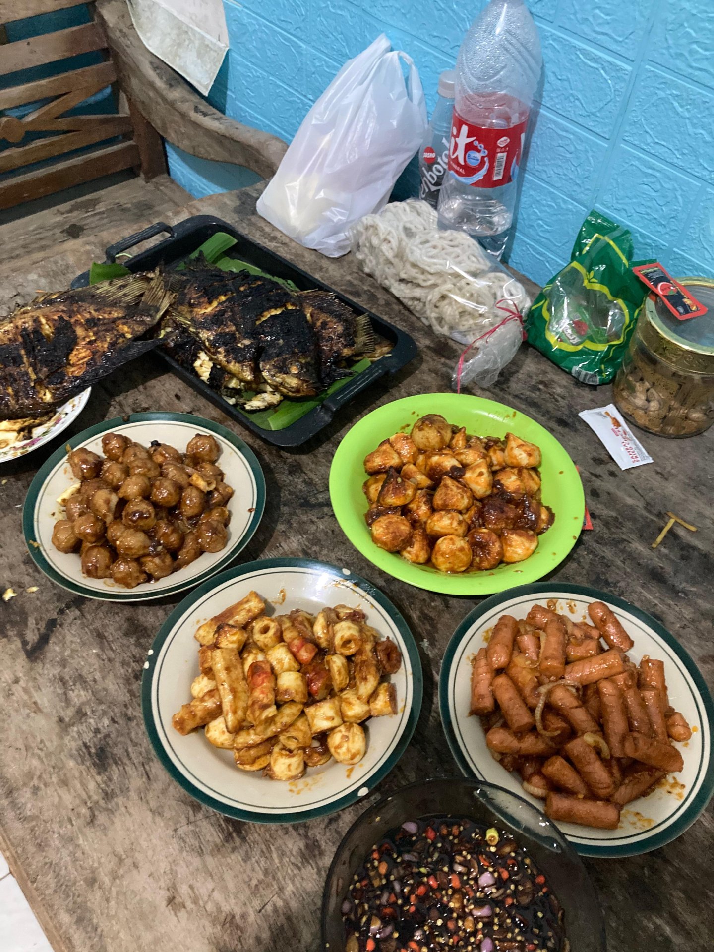 Masak-masak Malam Terakhir di Posko