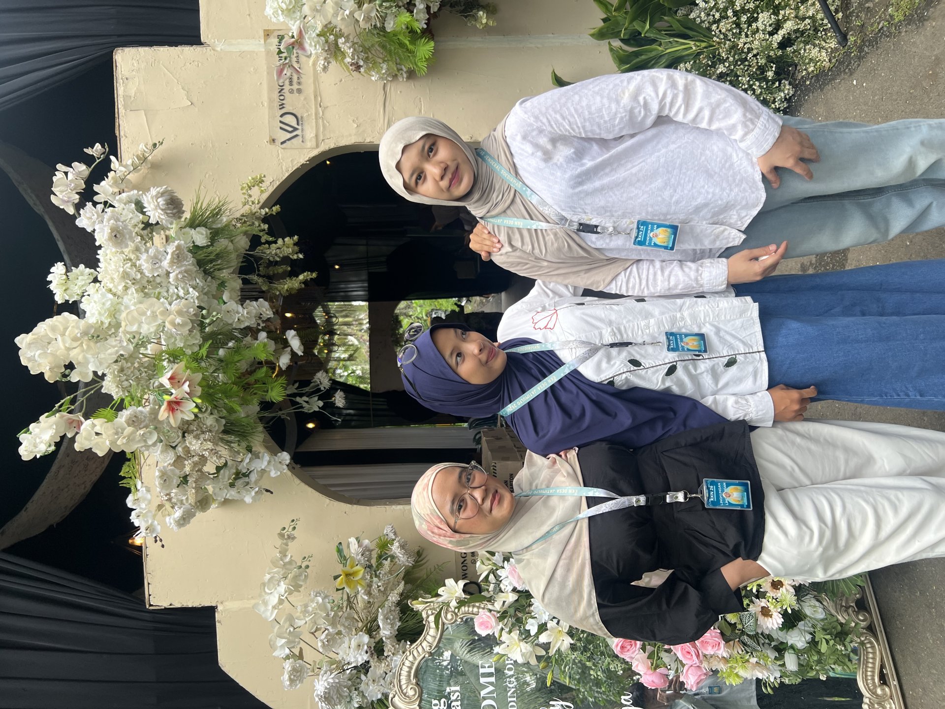 Membantu Hajatan di desa Jatimulyo