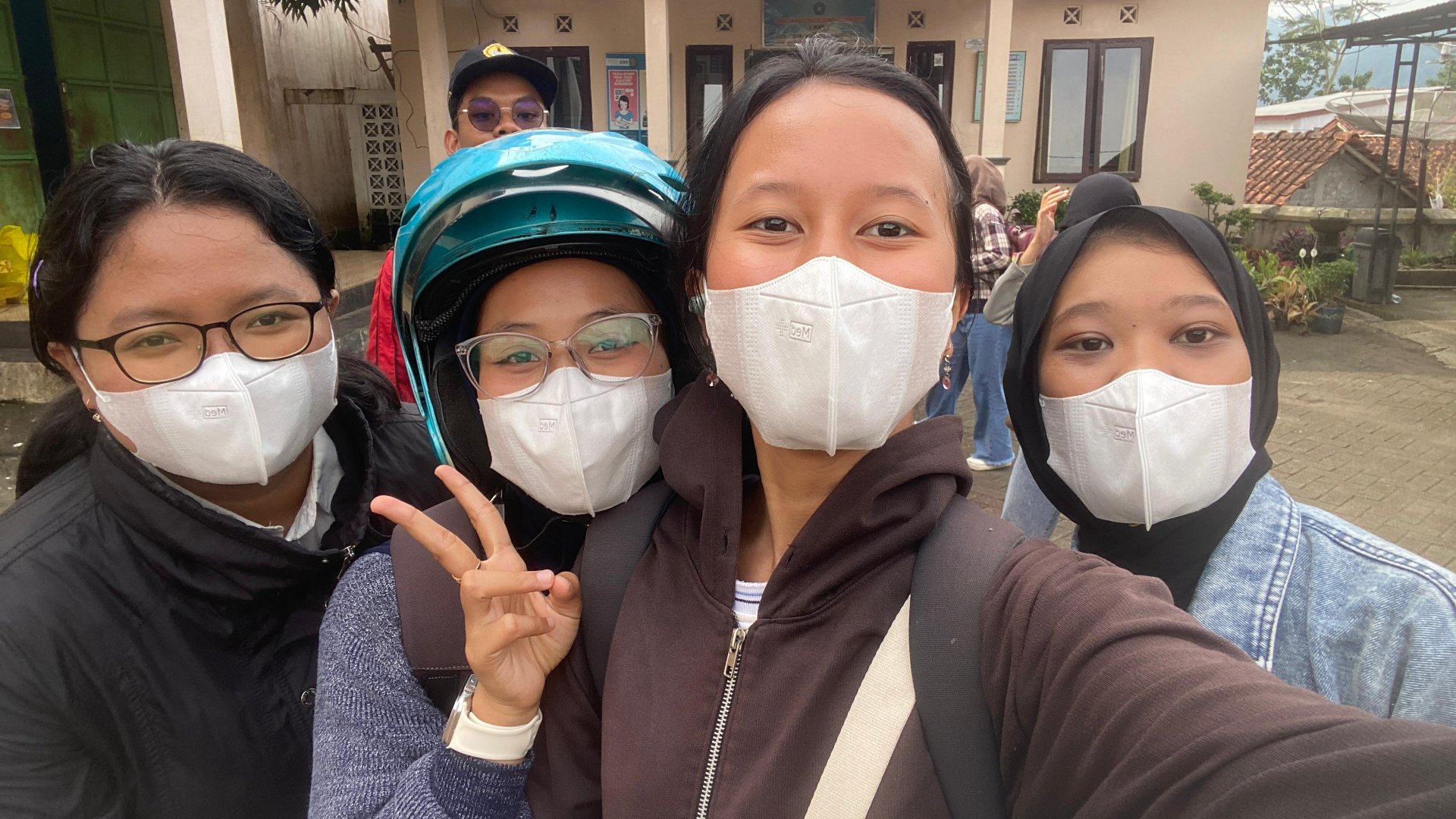 Berpamitan keperangkat desa